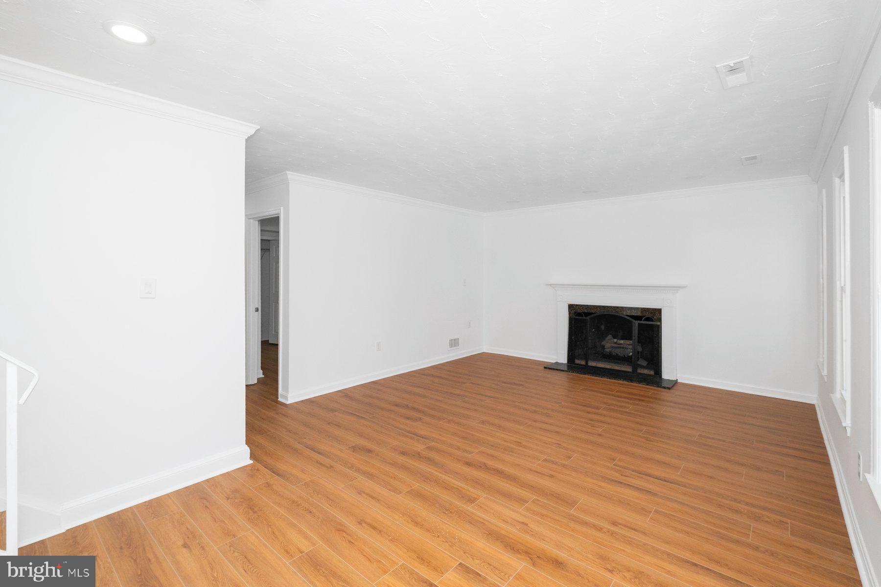 BRIGHTON EAST - Residential