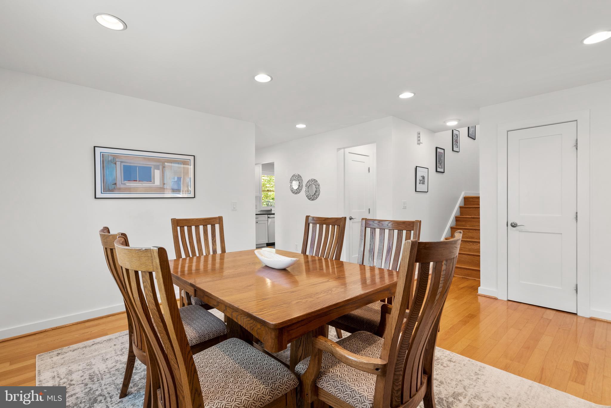 CABIN JOHN GARDENS - Residential