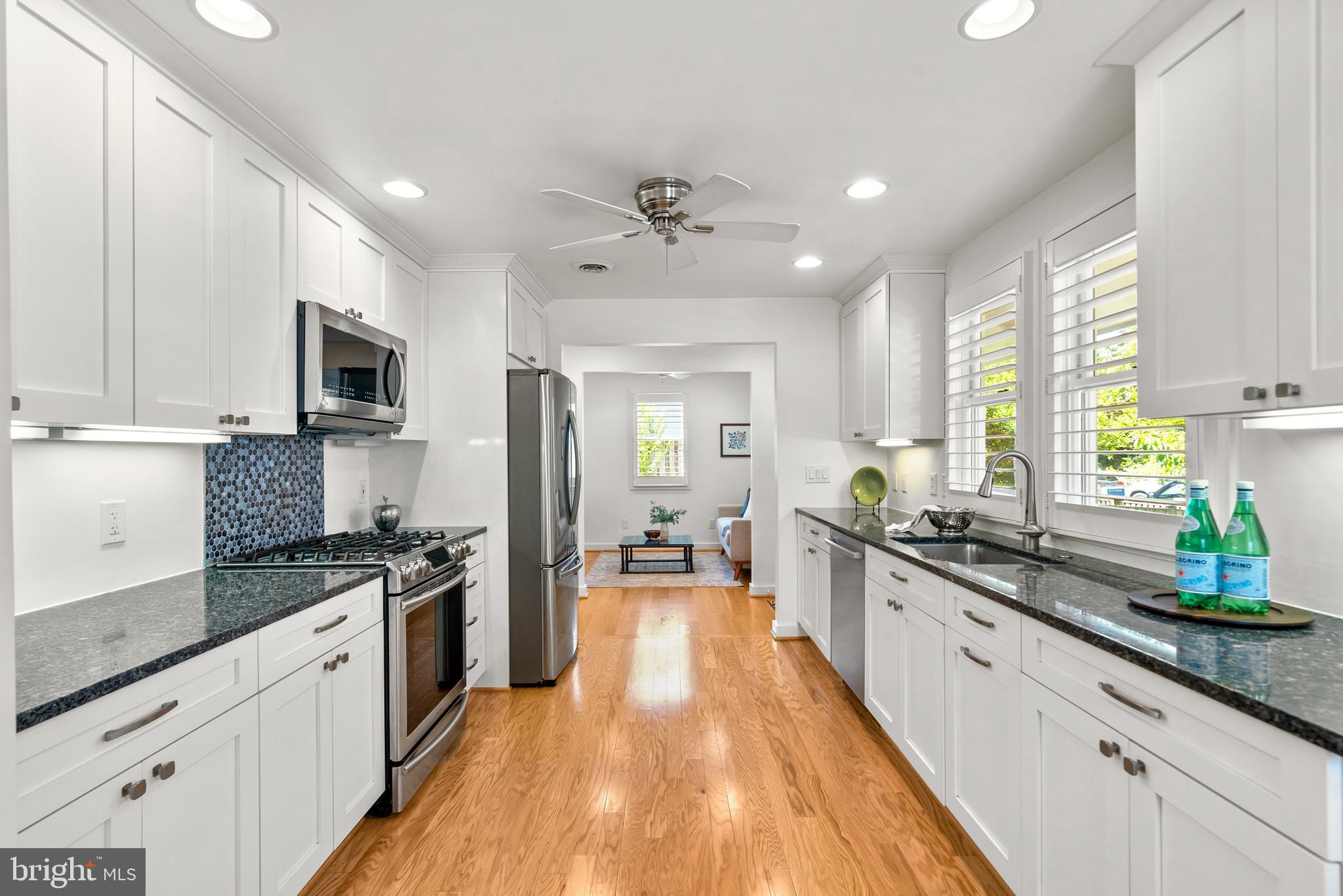 CABIN JOHN GARDENS - Residential