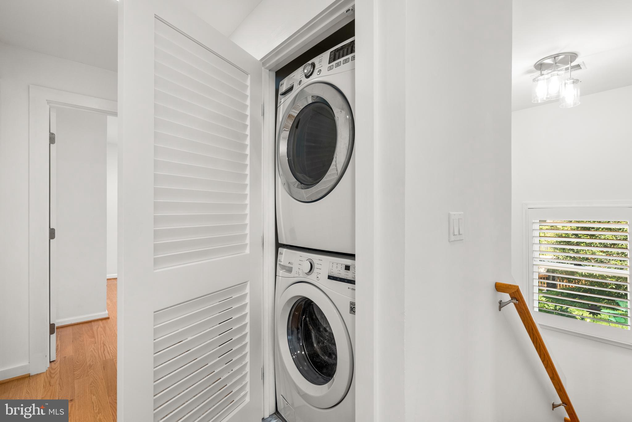 CABIN JOHN GARDENS - Residential