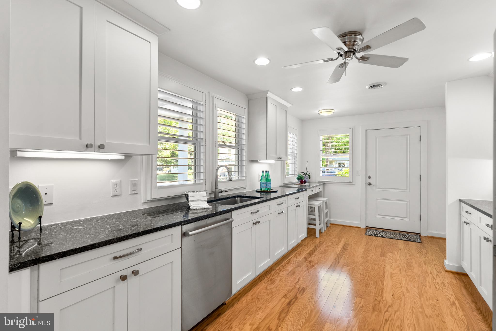 CABIN JOHN GARDENS - Residential