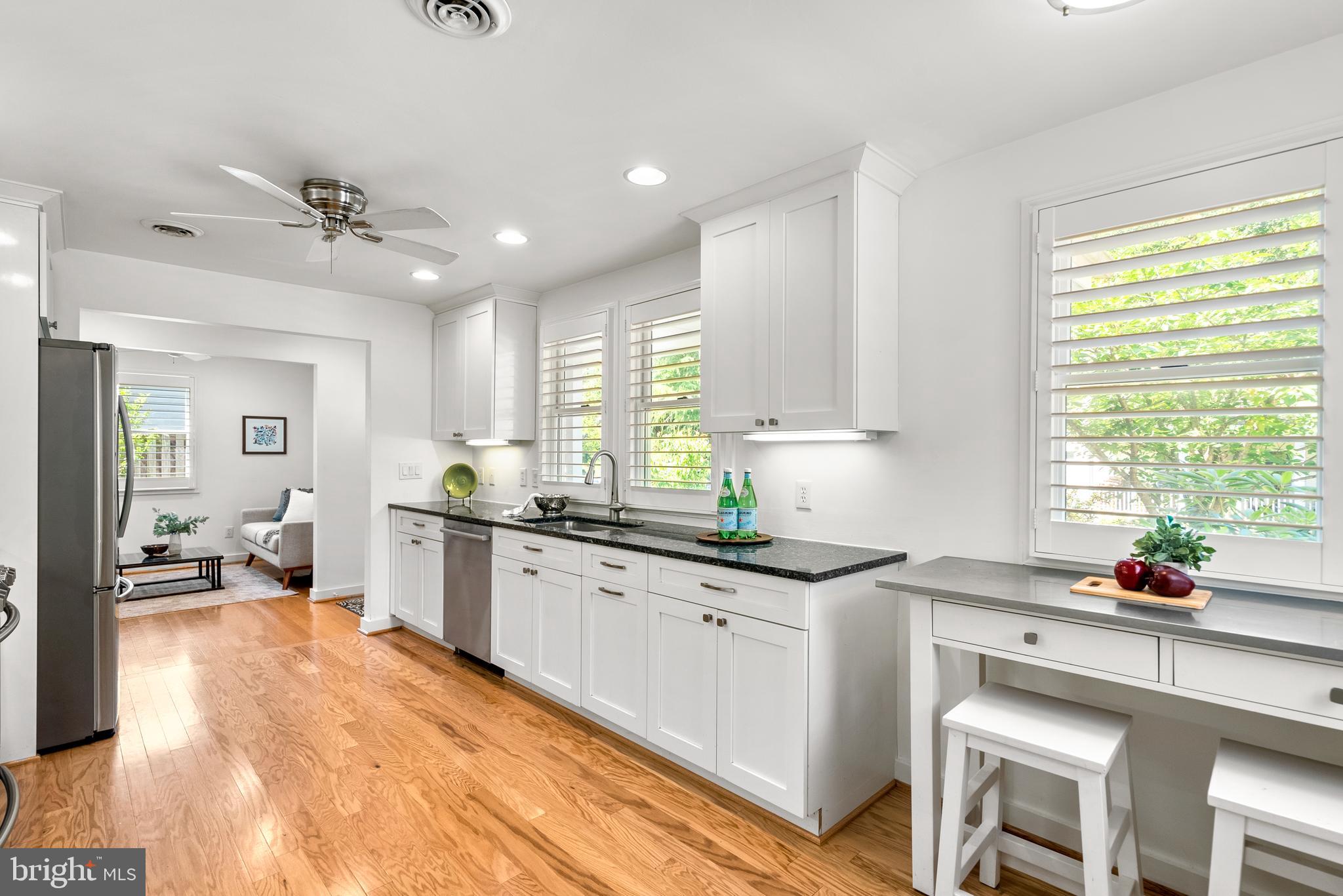 CABIN JOHN GARDENS - Residential