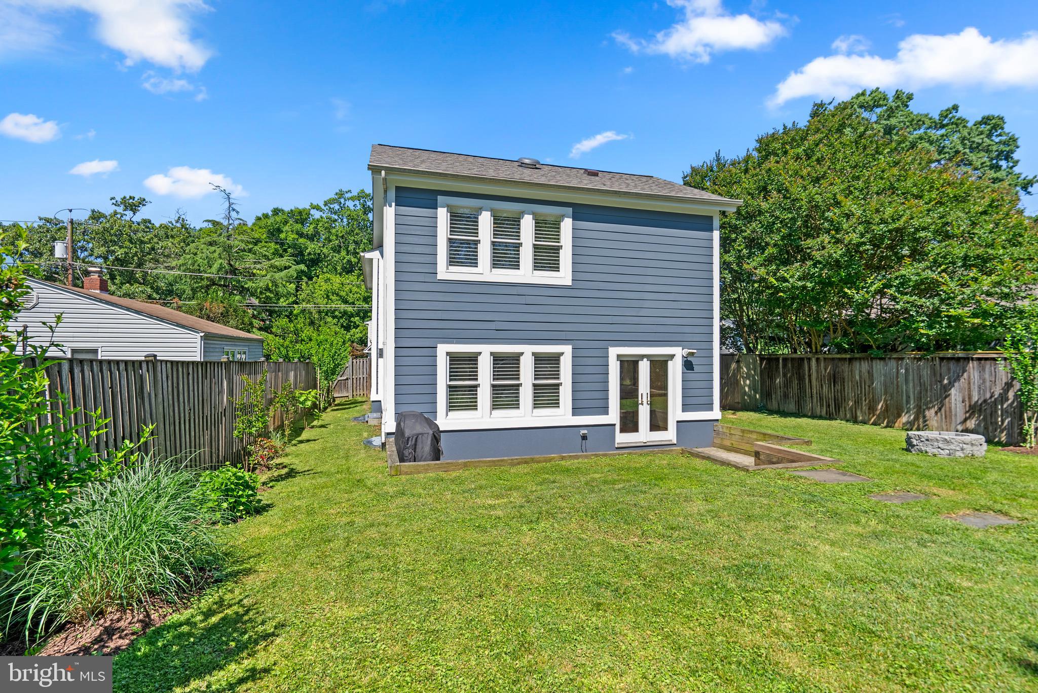 CABIN JOHN GARDENS - Residential