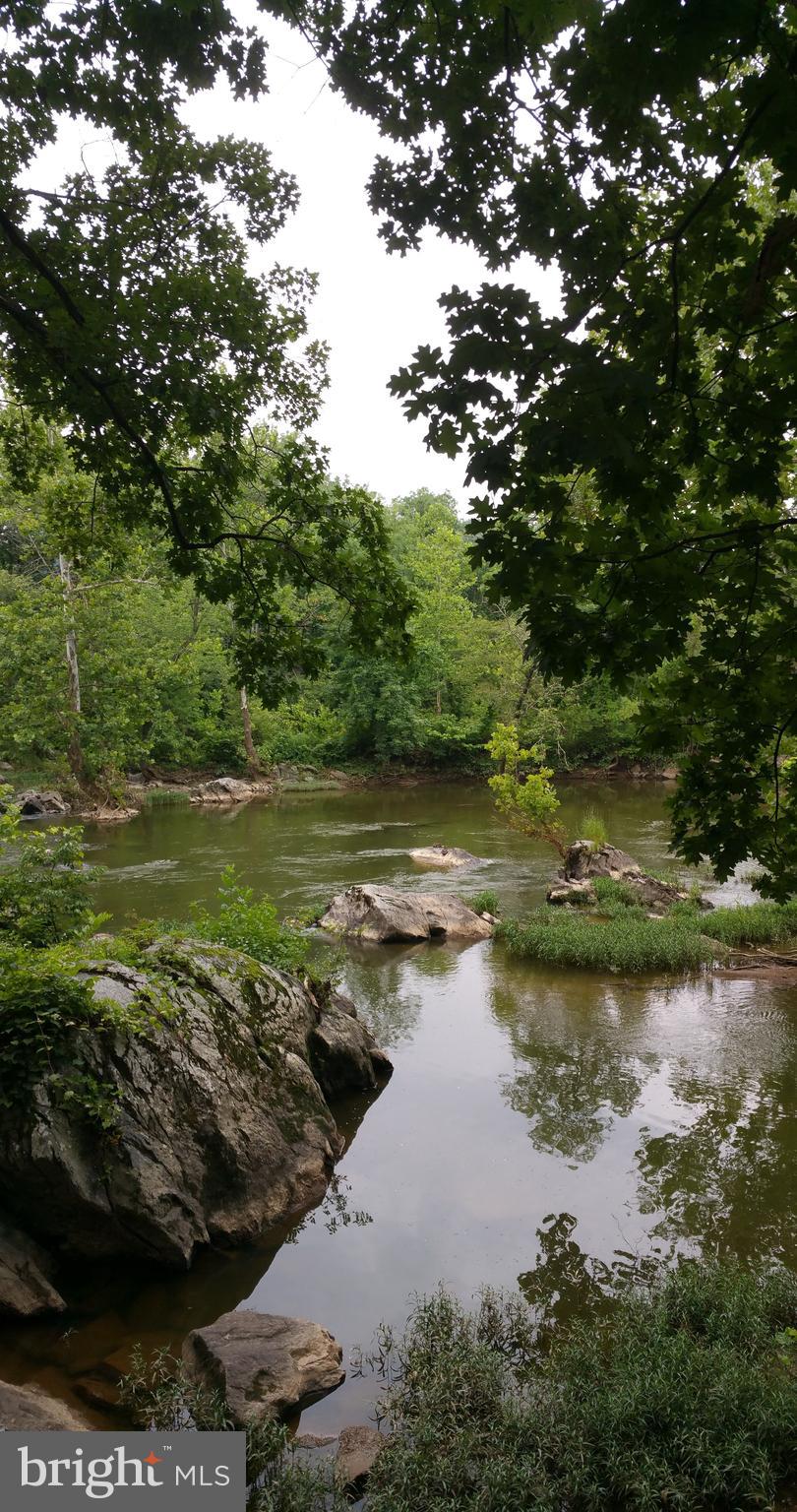 CABIN JOHN GARDENS - Residential