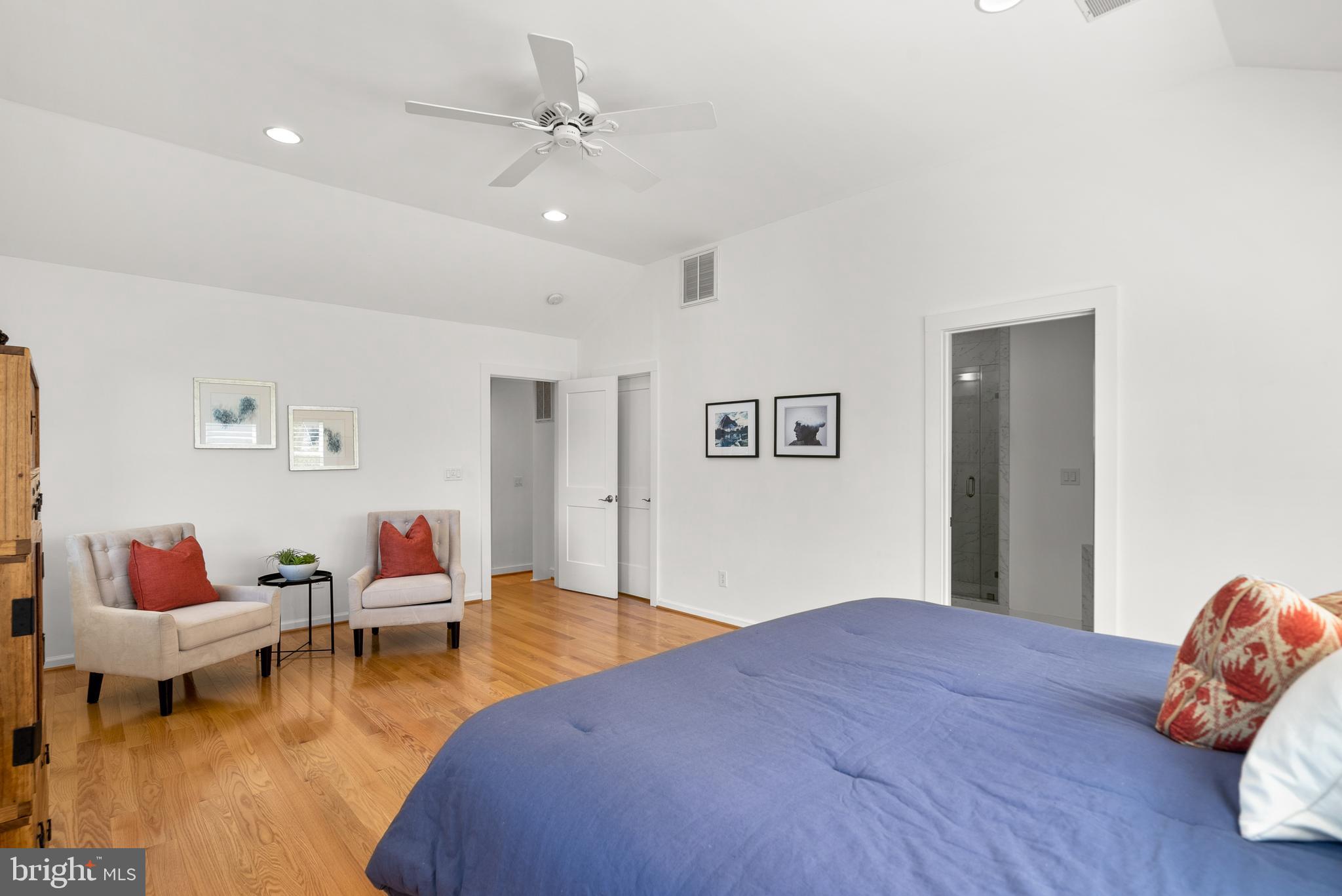 CABIN JOHN GARDENS - Residential