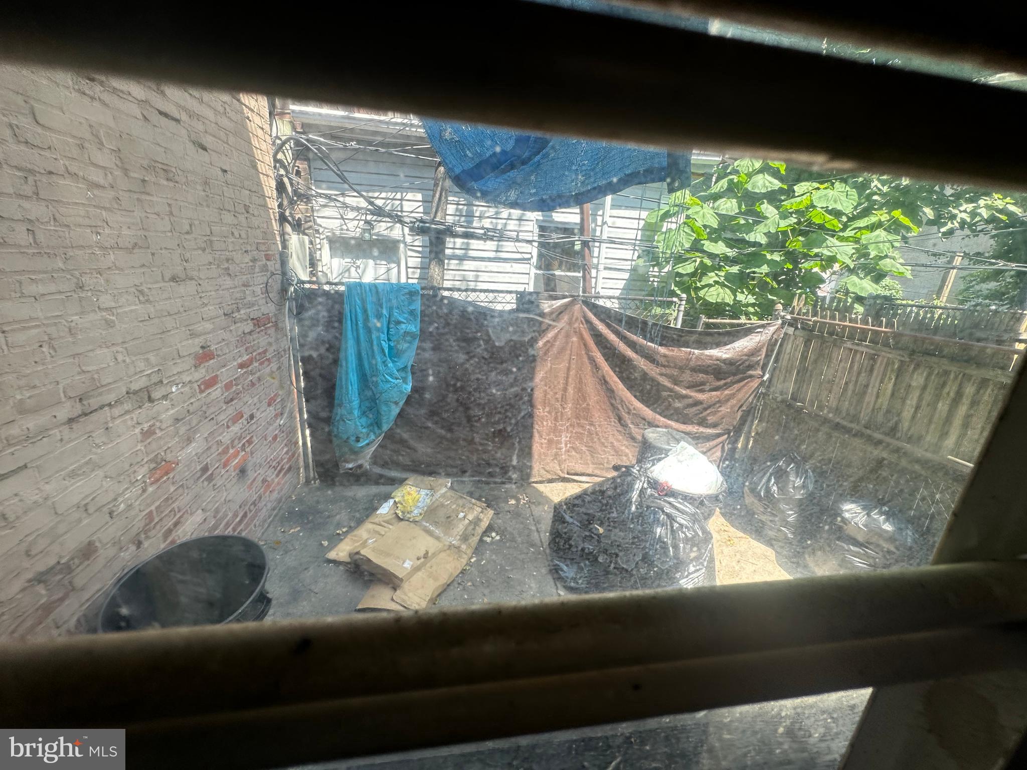 HARROWGATE - Residential