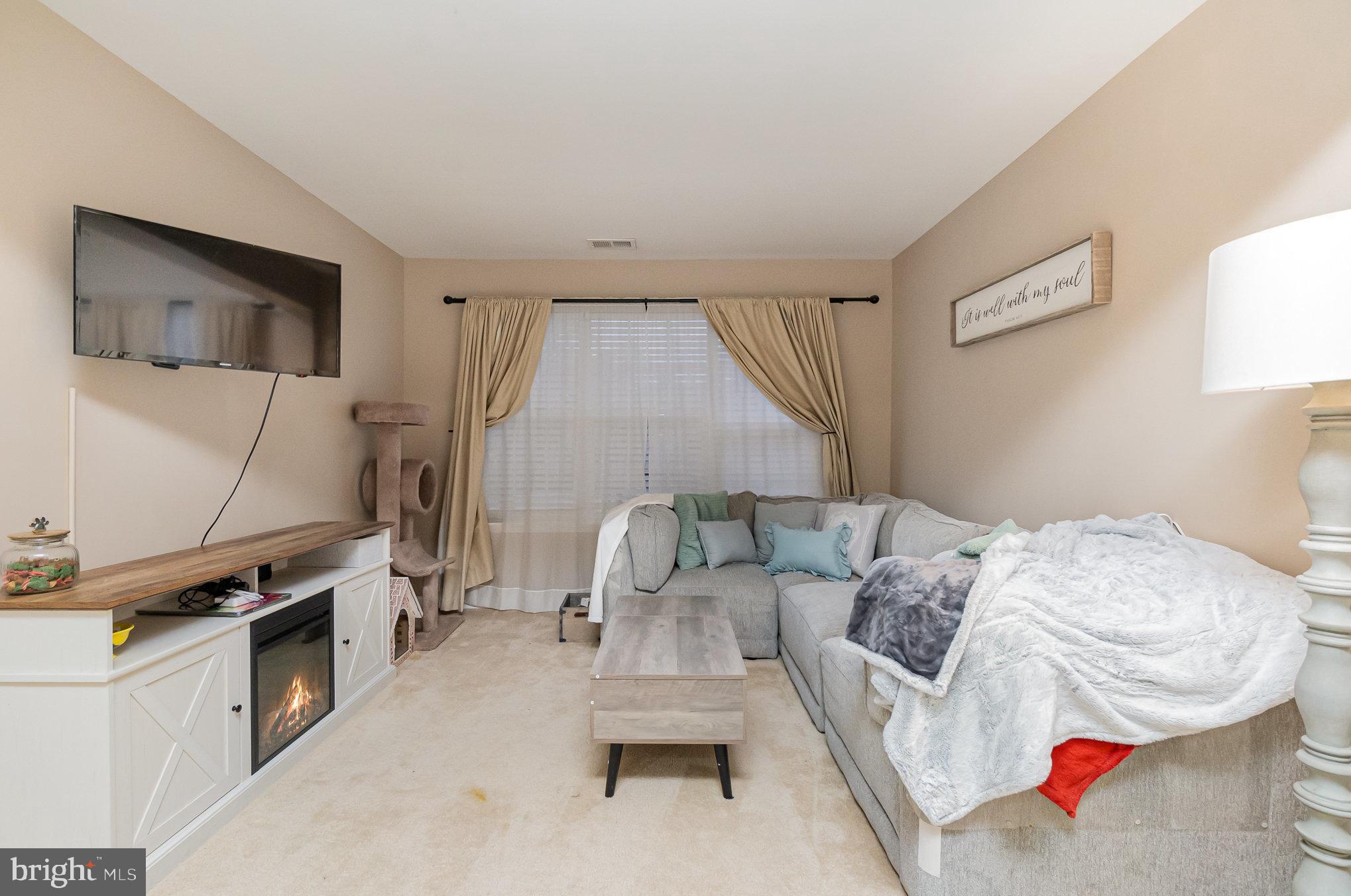 CHESAPEAKE CLUB- FAIRWAY VILLAGES - Residential