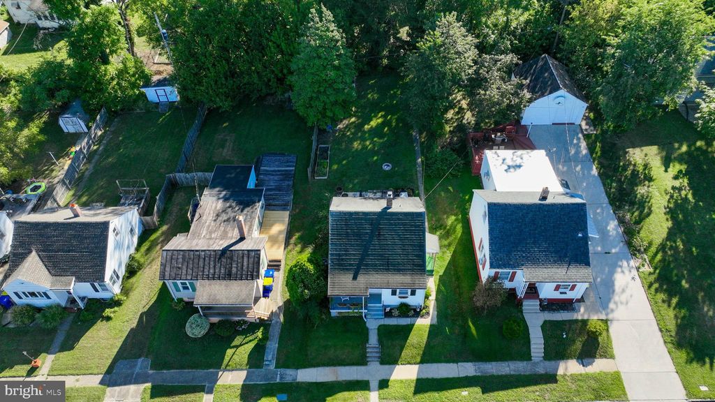 Photo of 1037 Lancaster Avenue, YORK, PA 17403 (MLS # PAYK2089700)