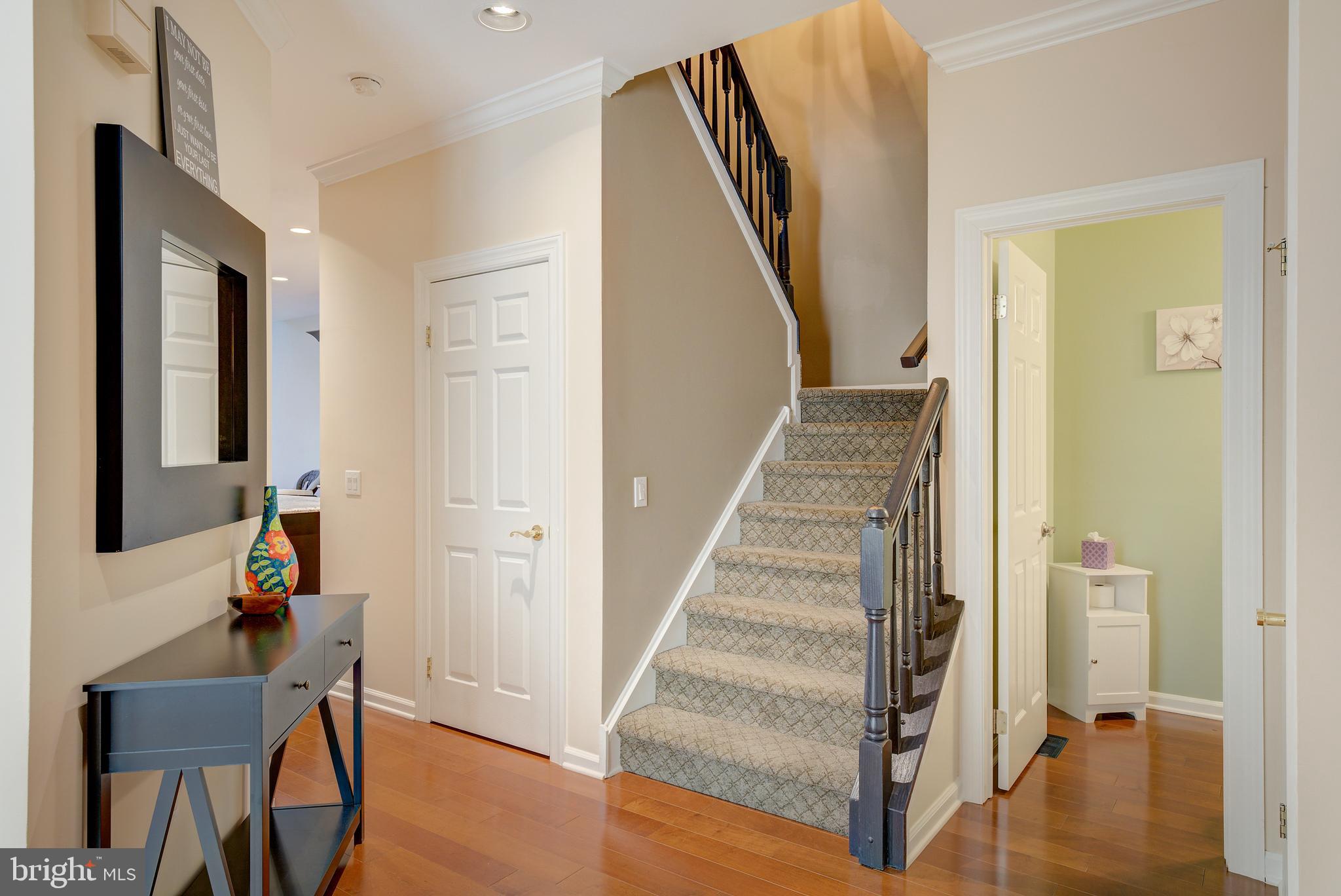 PINE CREST - Residential