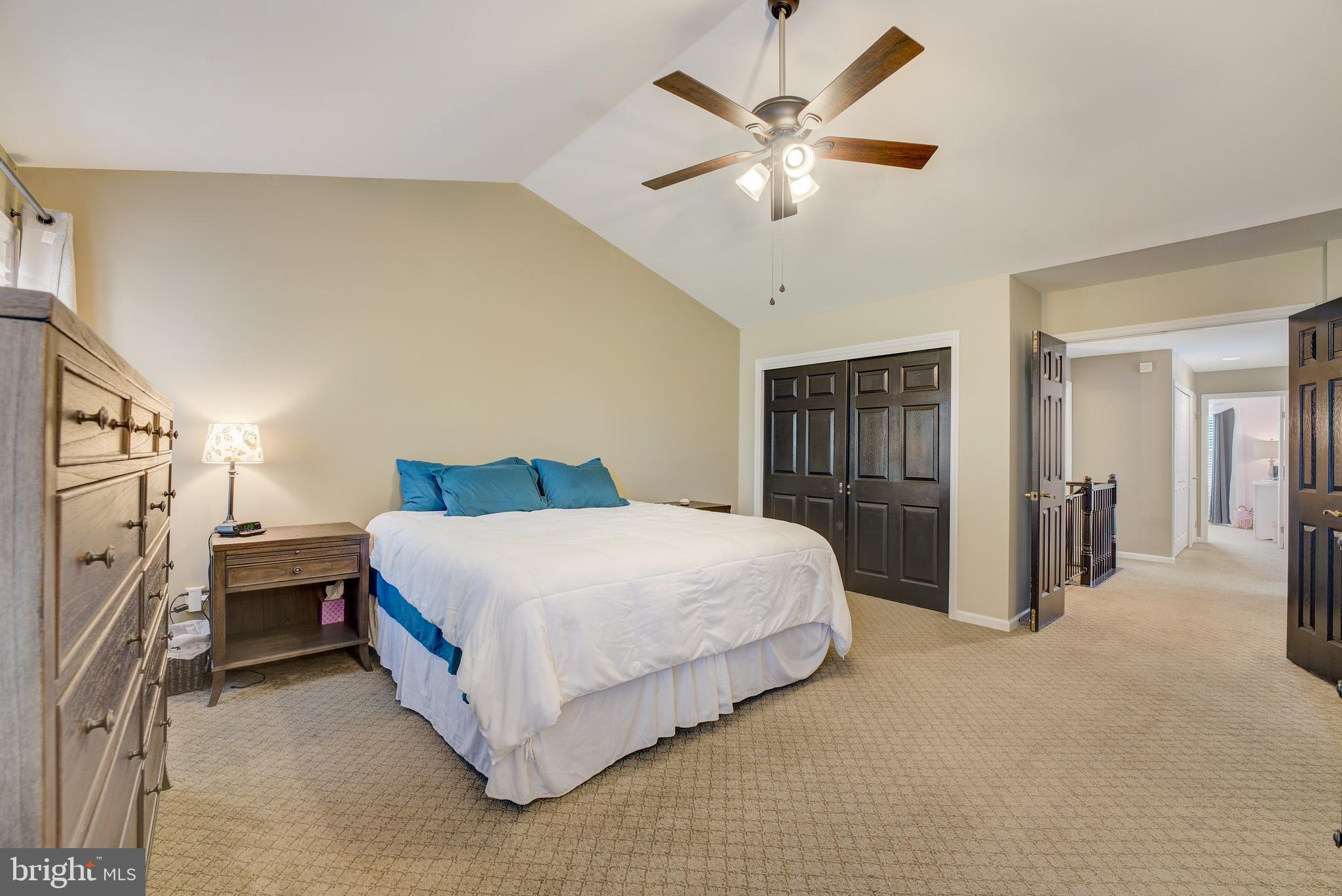 PINE CREST - Residential