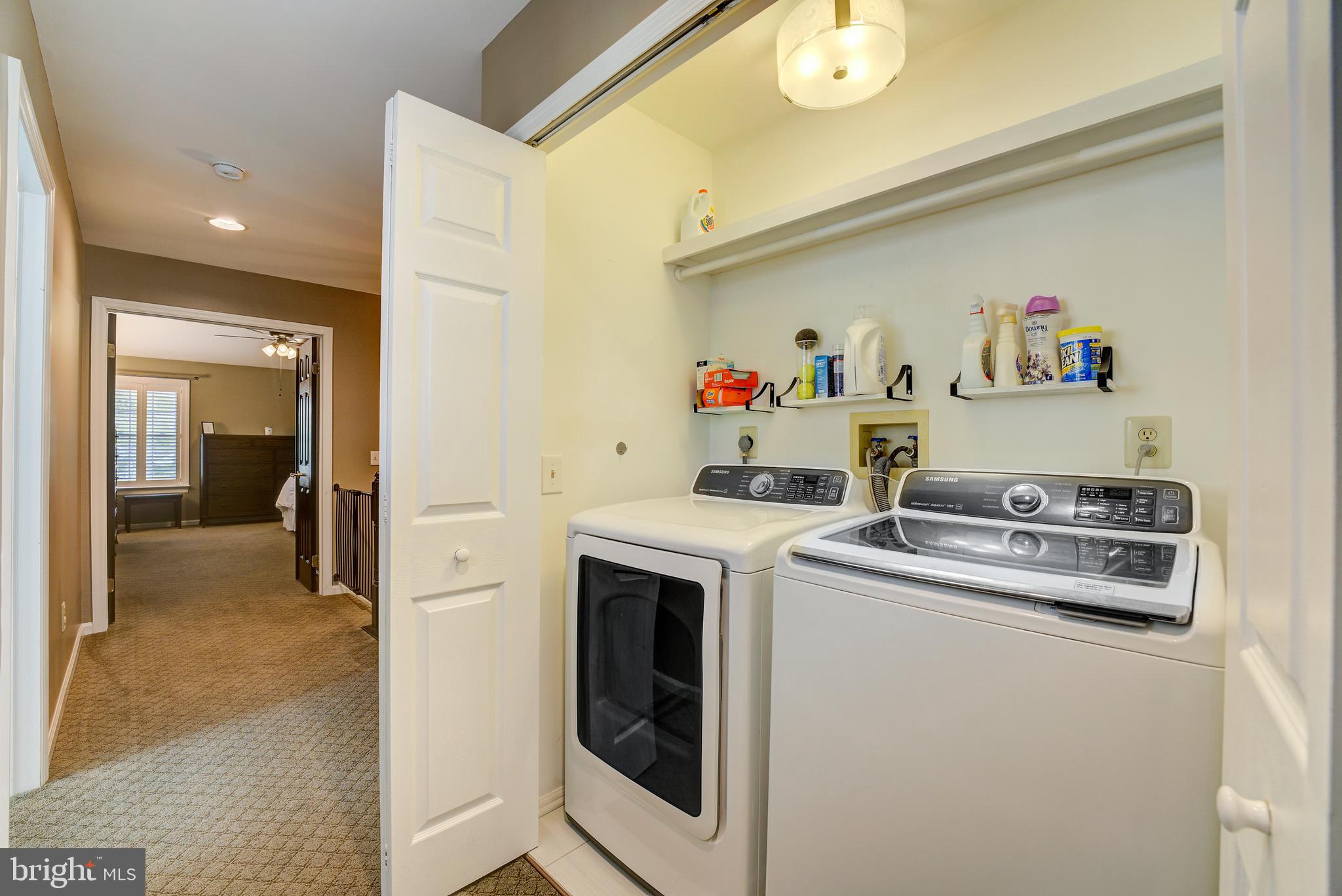 PINE CREST - Residential