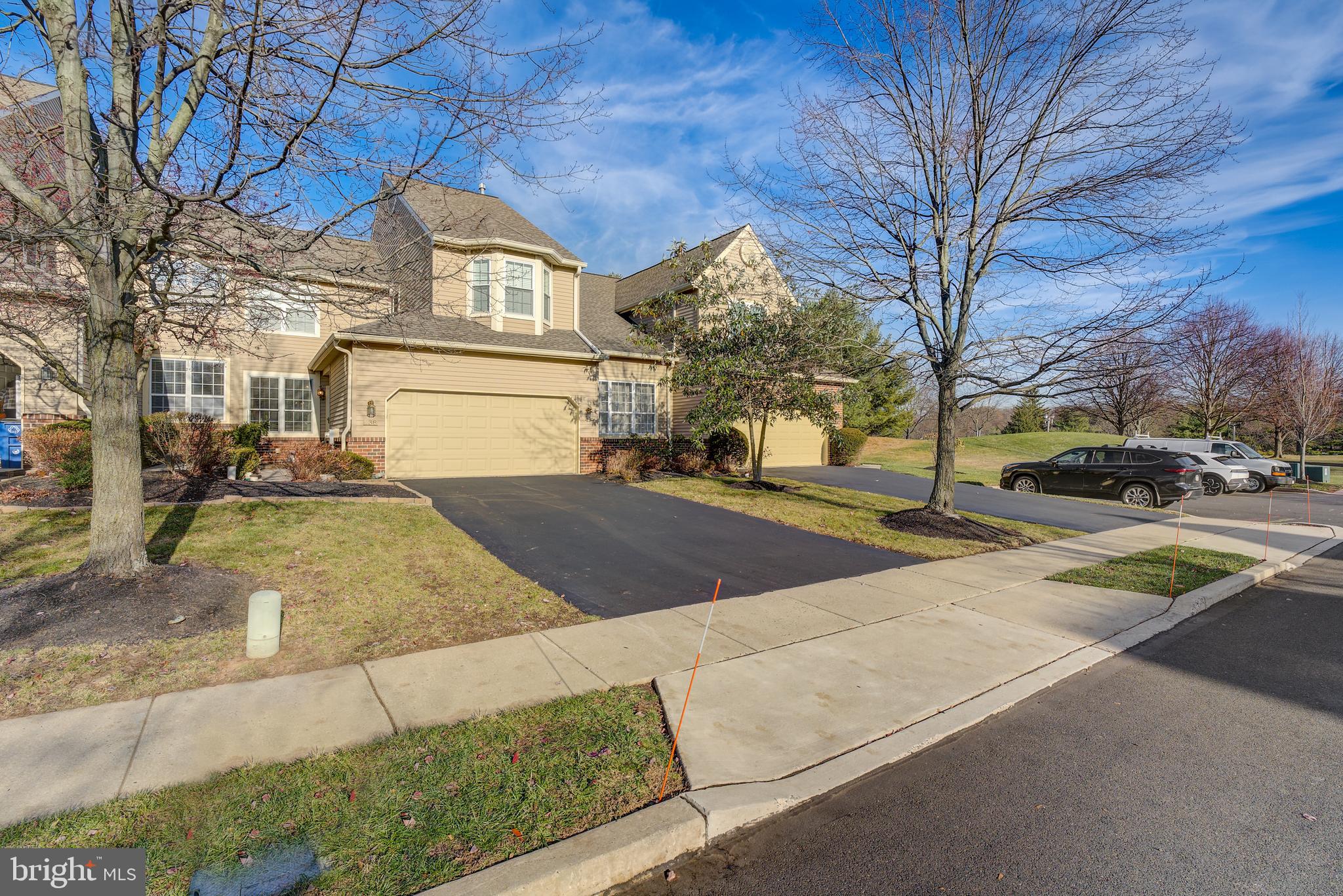 PINE CREST - Residential