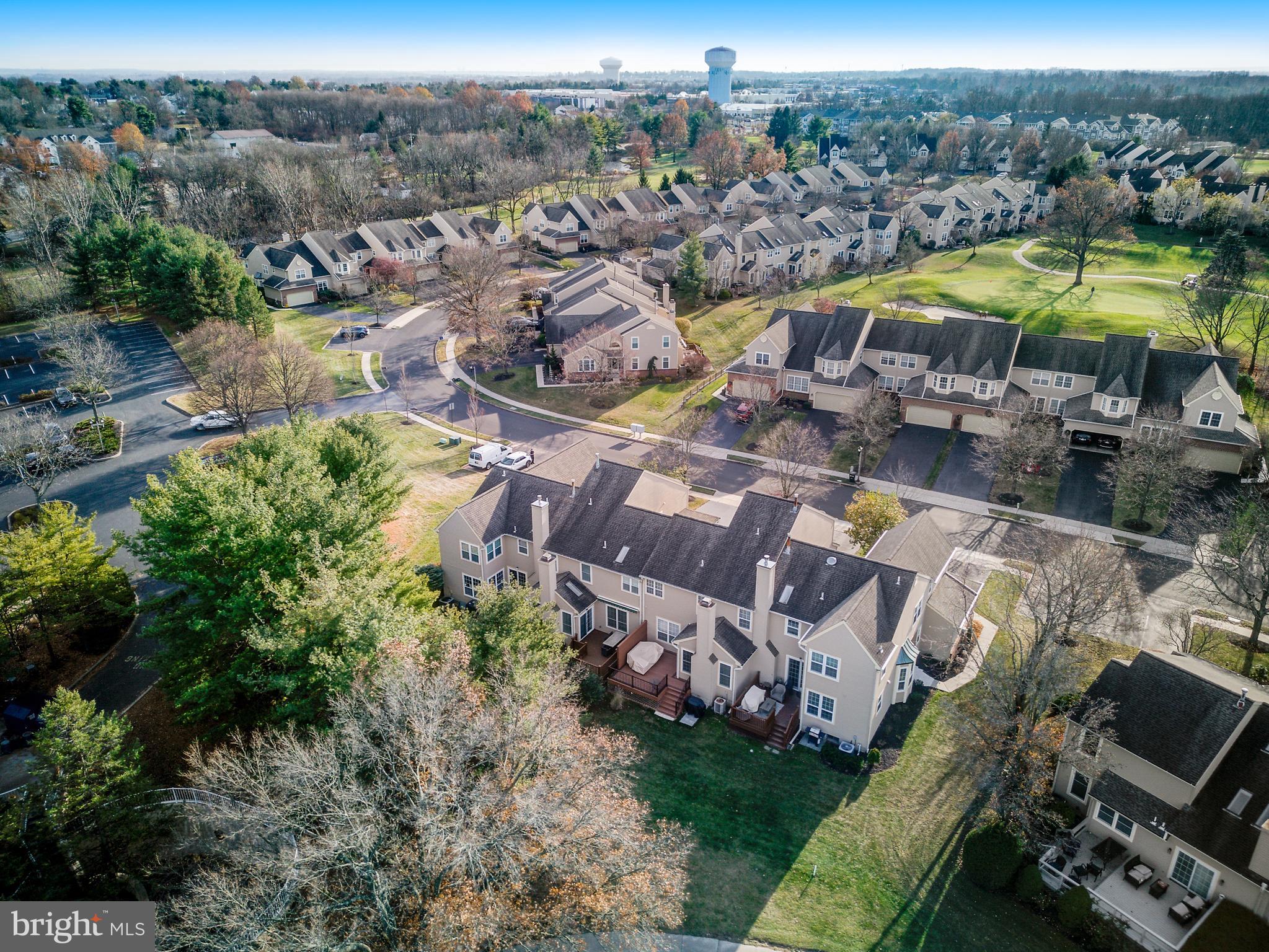 PINE CREST - Residential