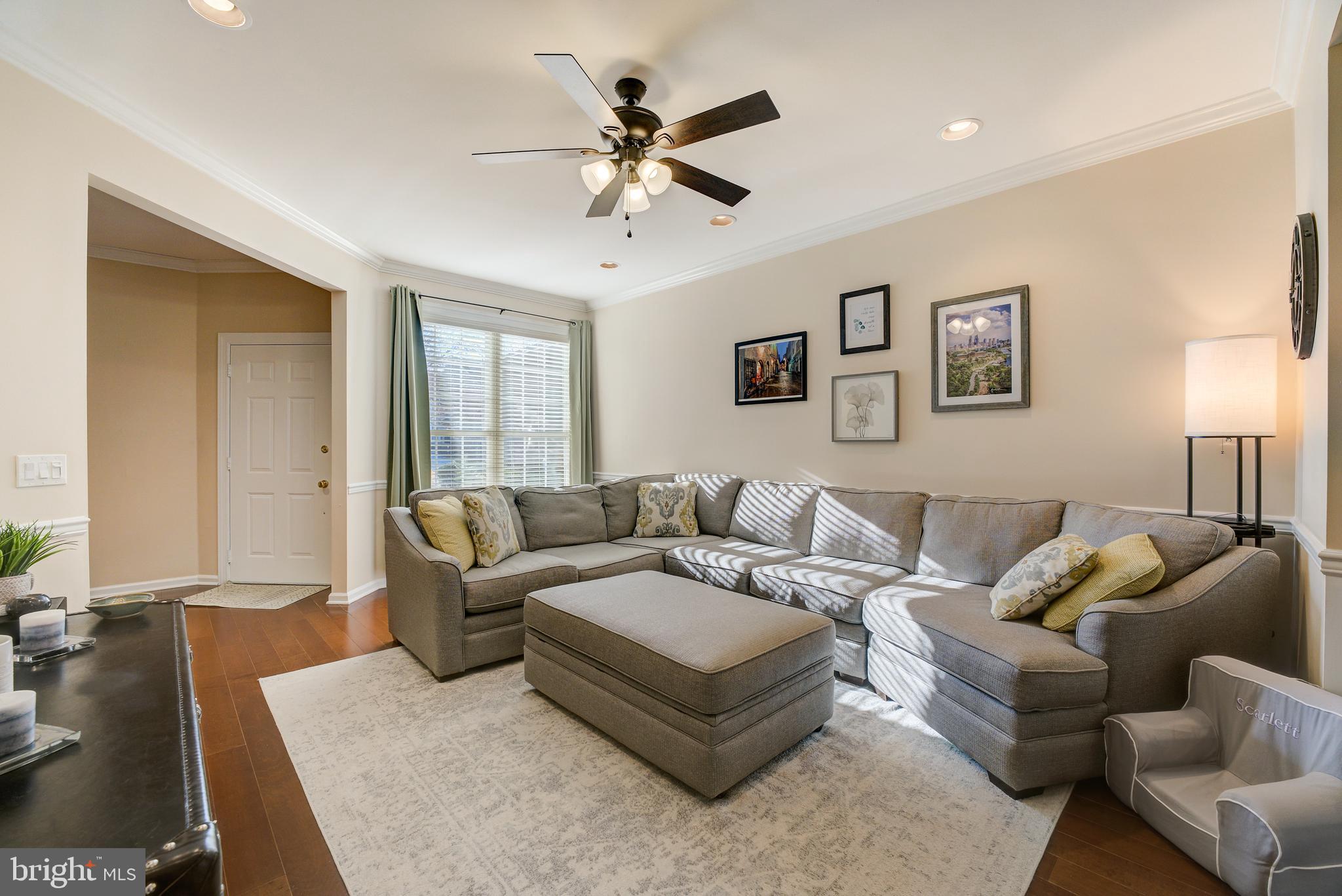 PINE CREST - Residential