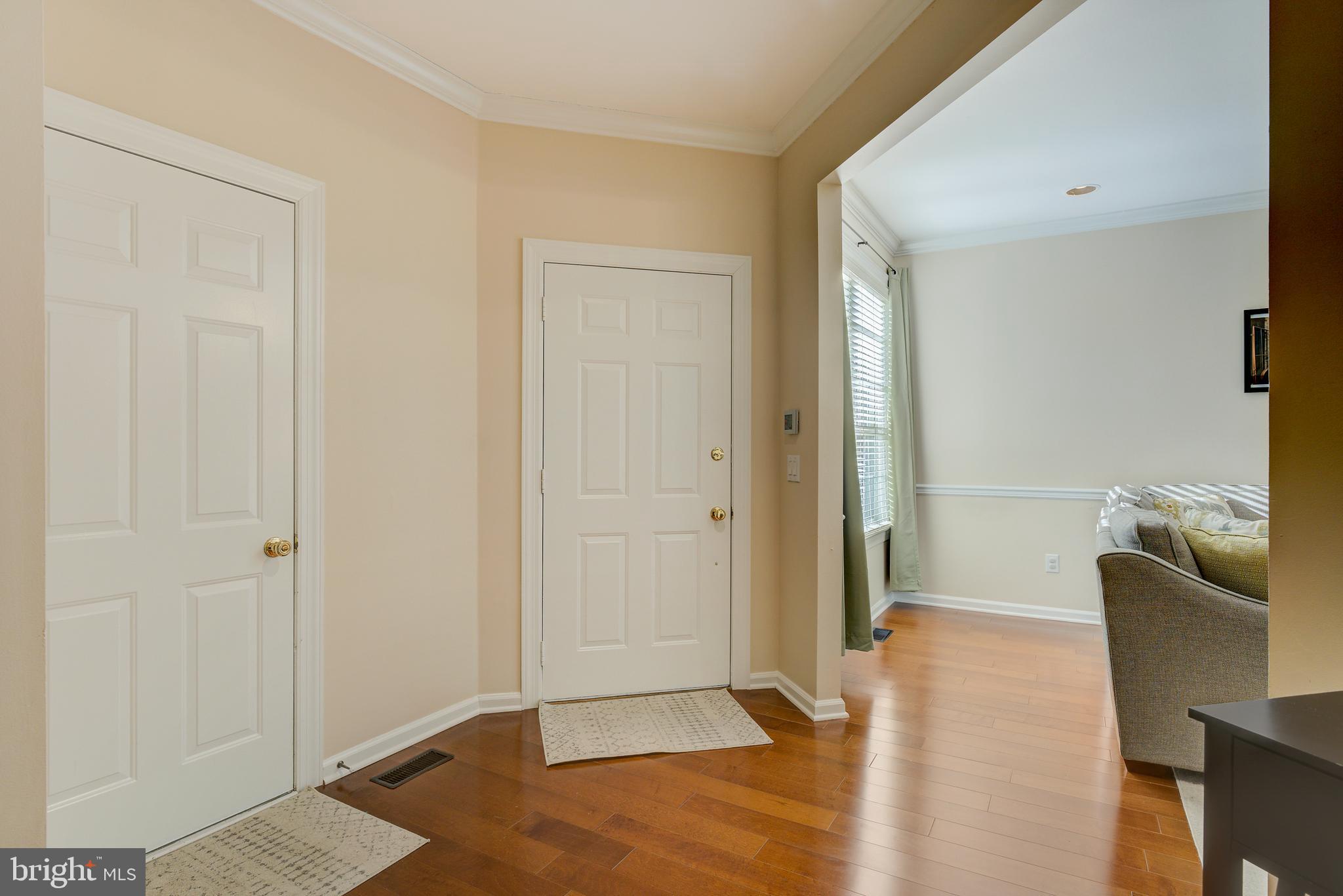 PINE CREST - Residential