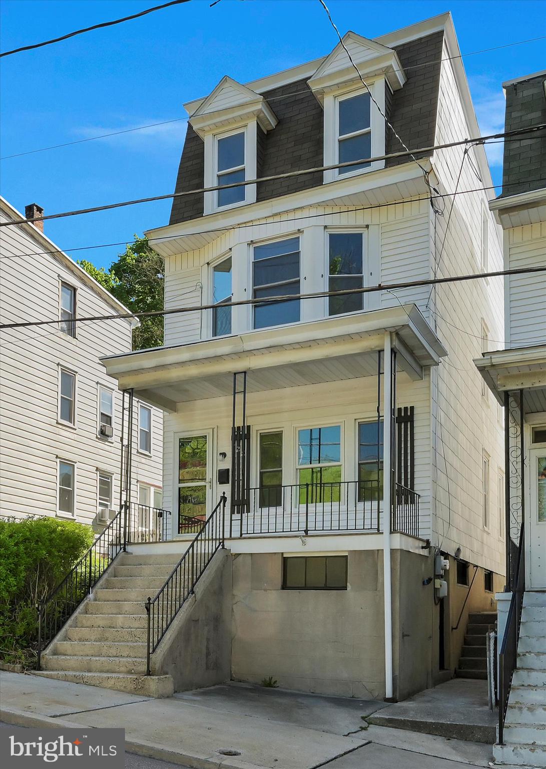 GREENWOOD HILL - Residential