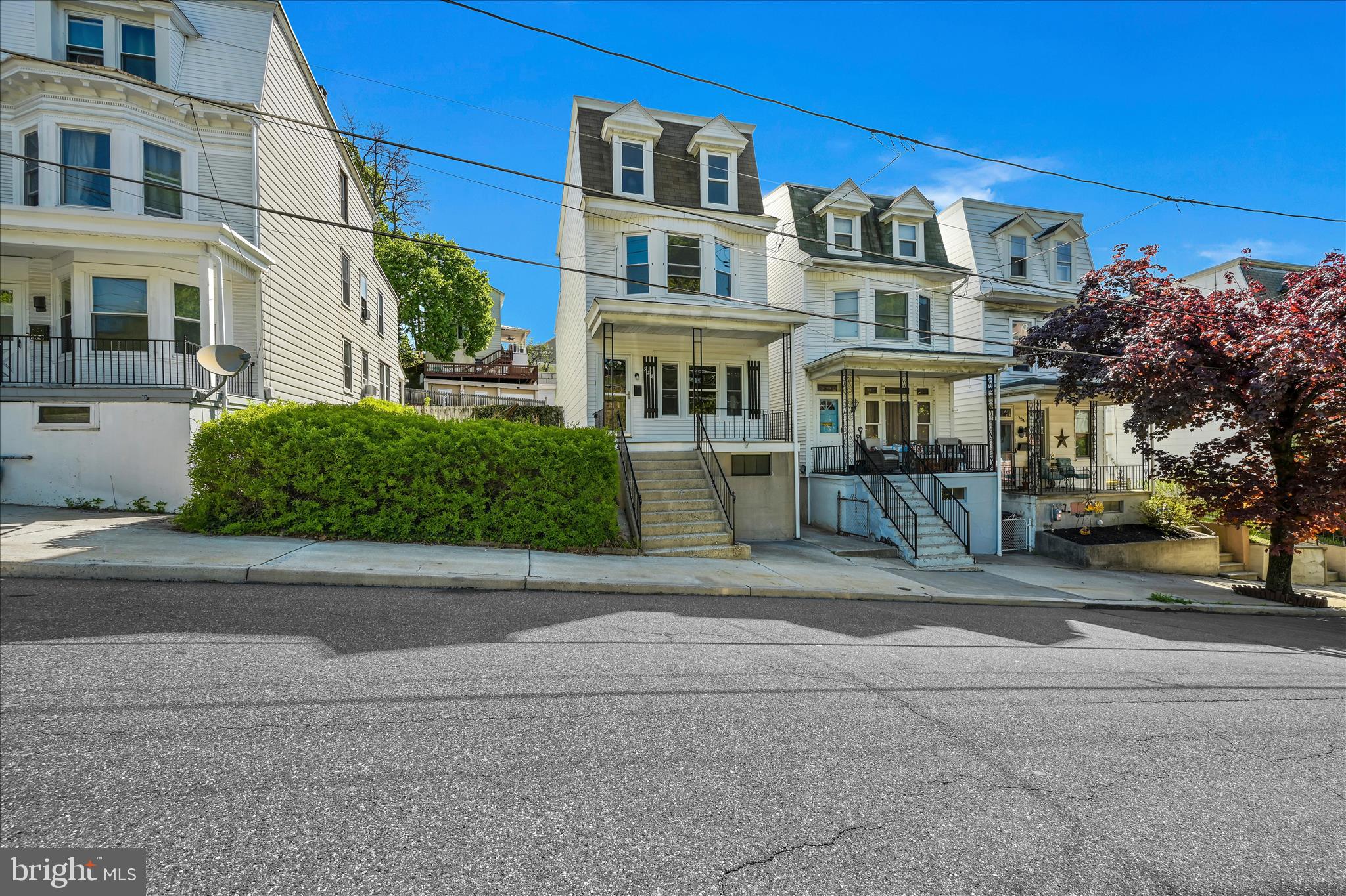 GREENWOOD HILL - Residential