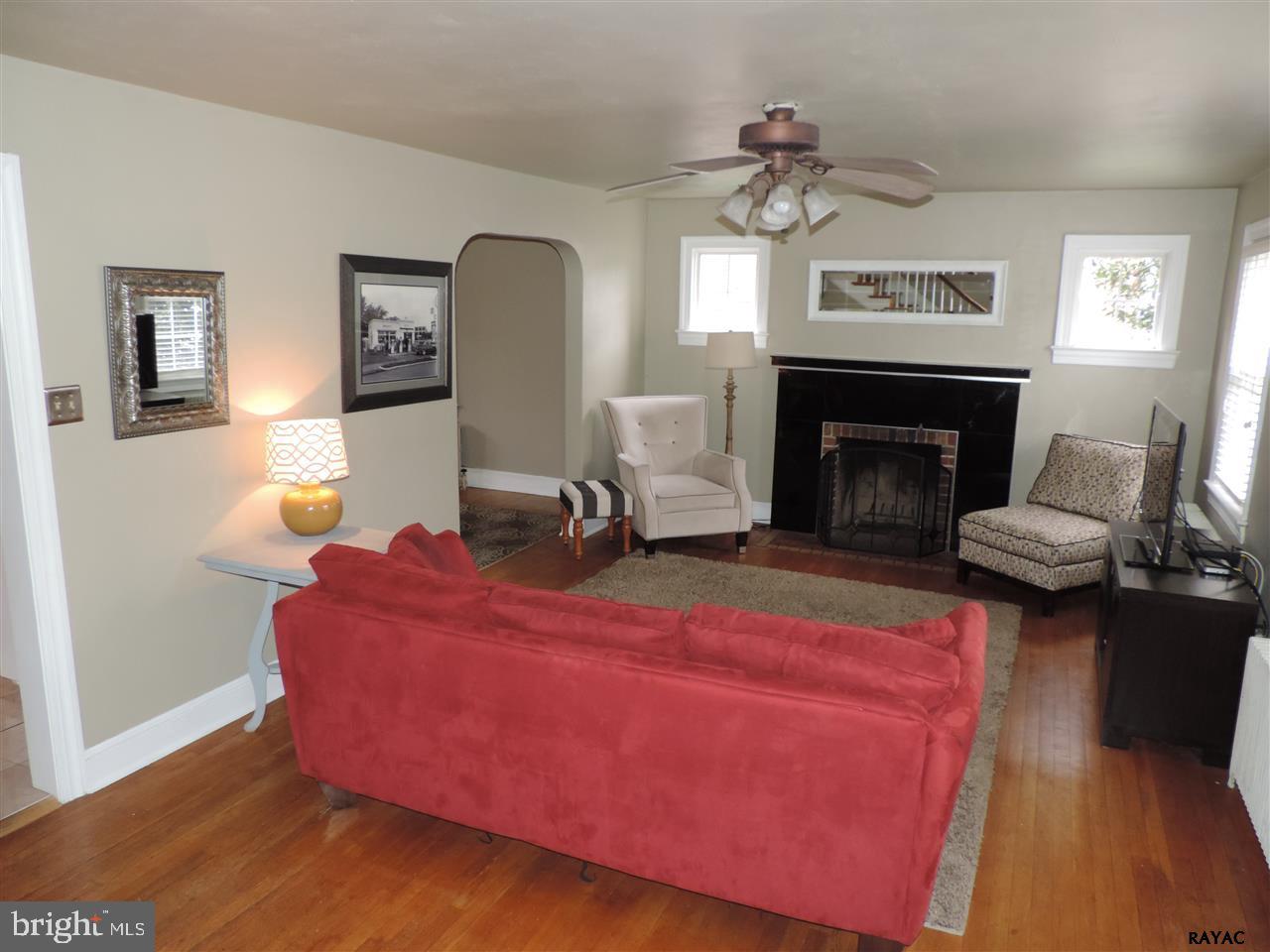 ELMWOOD - Residential