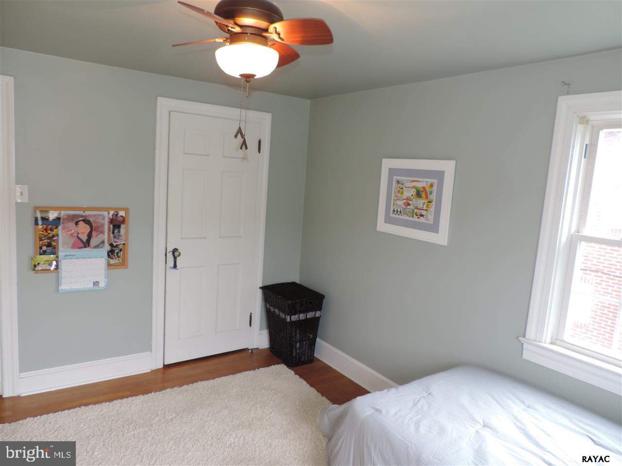 ELMWOOD - Residential