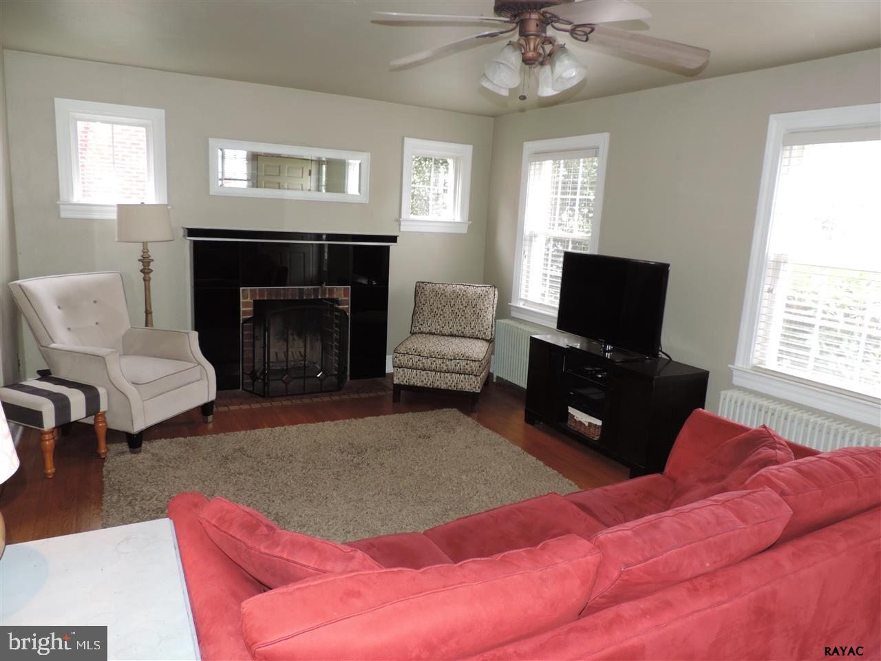 ELMWOOD - Residential