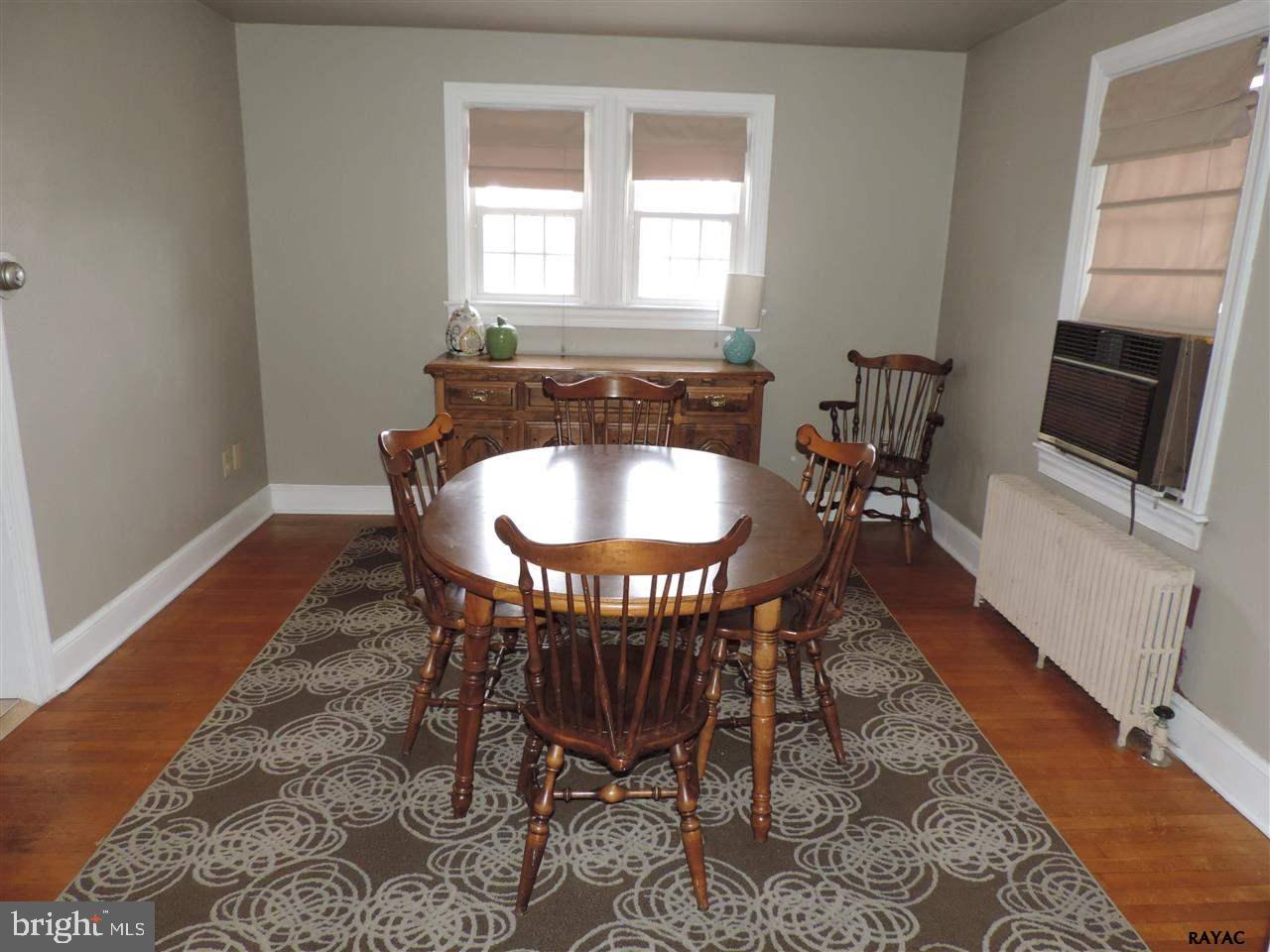 ELMWOOD - Residential