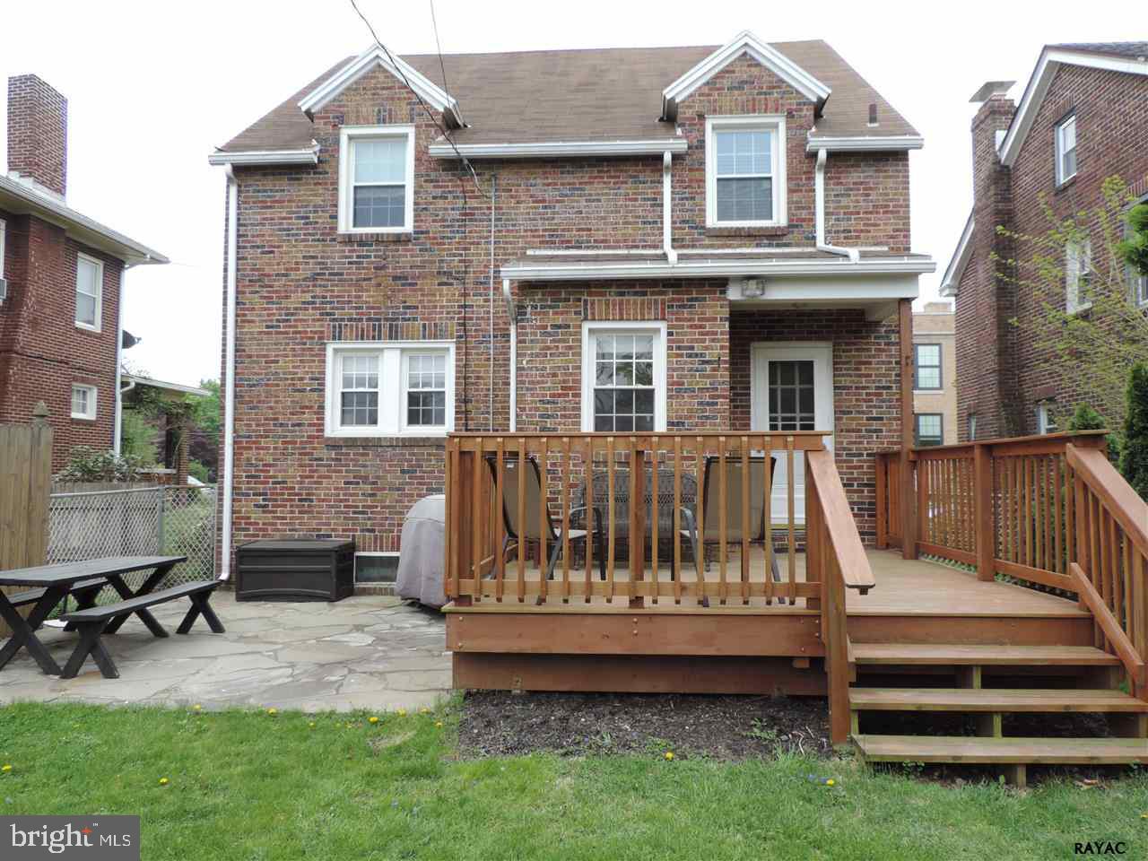 ELMWOOD - Residential