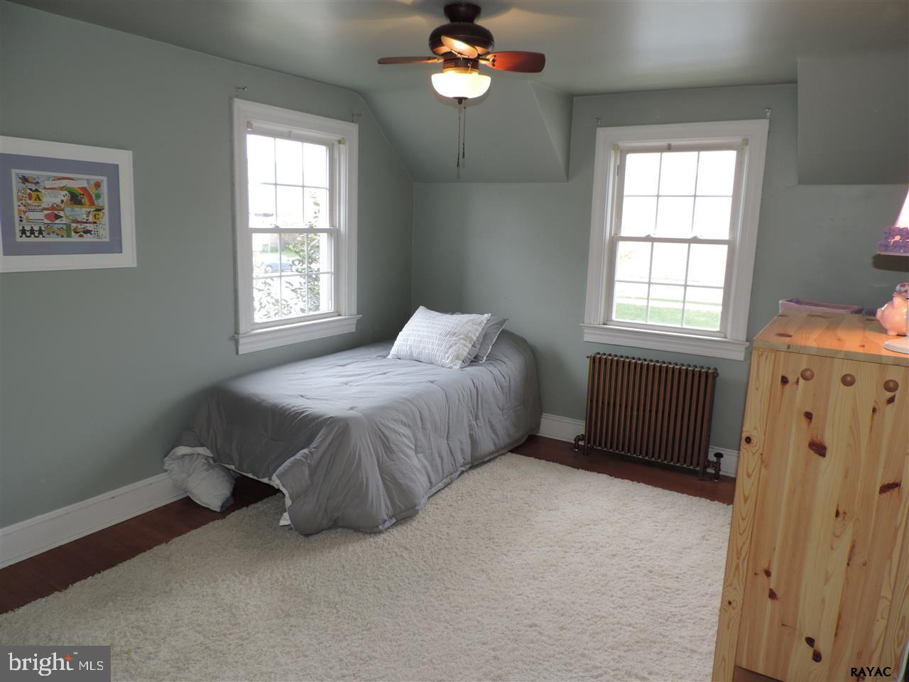ELMWOOD - Residential