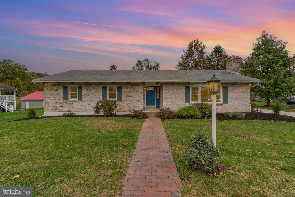Photo of 1386 Long Run Road, SCHUYLKILL HAVEN, PA 17972 (MLS # PASK2023866)