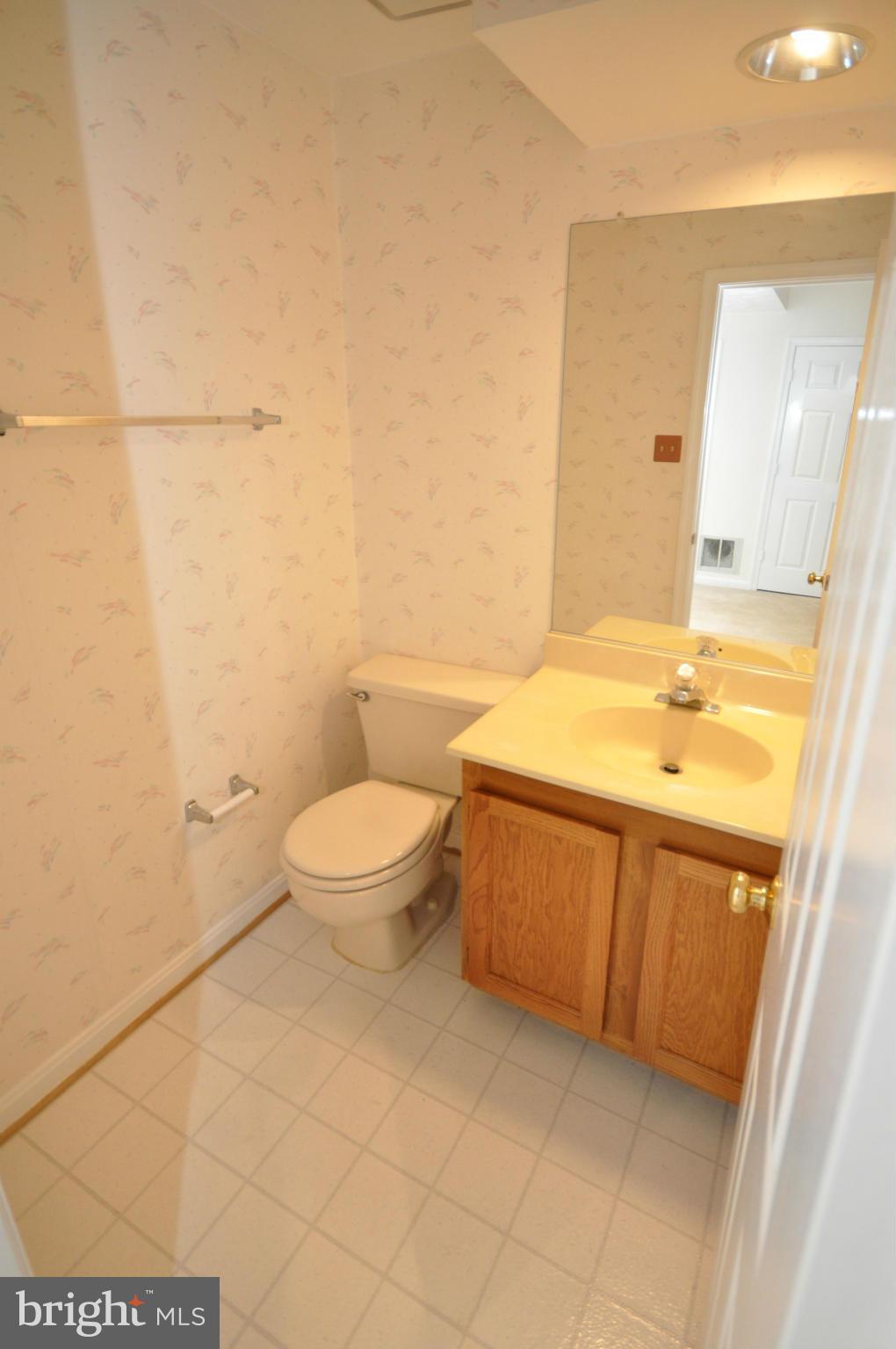 LANDSDOWNE - Residential Lease