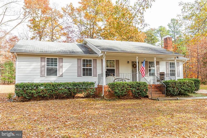 A wonderful Ranch Style Home on one plus acre. This home includes a Large Family Room, Eat In Kitchen, Primary Bedroom with Full Bath, plus two additional bedrooms. You can enjoy the quiet on your front porch or on your rear concrete patio. All appliances convey. In rear yard is an older tool shed with a work bench. Only minutes from Restaurants and I-95. This home gives you Country Living at a Convenient Location.