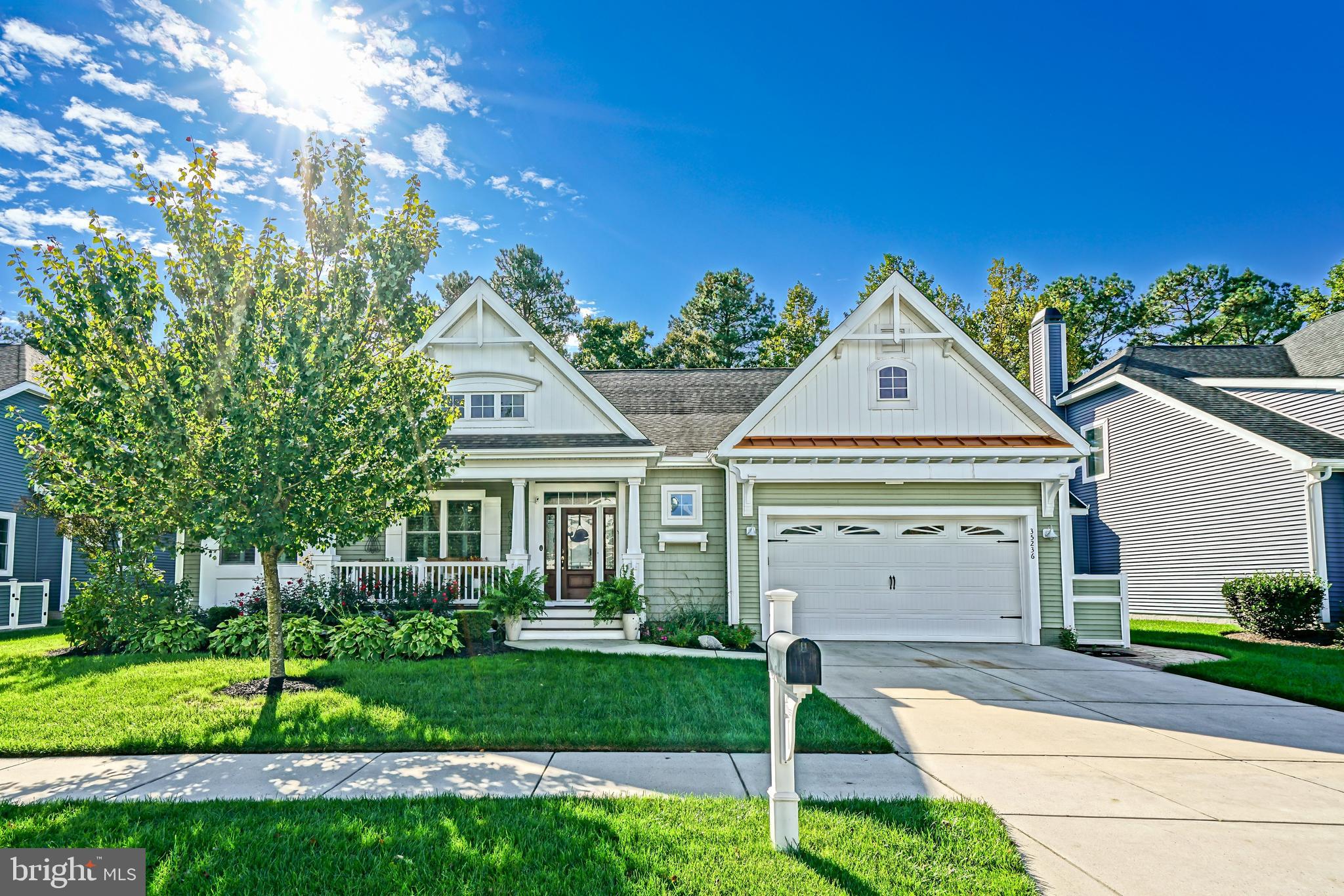 COASTAL CLUB - Residential