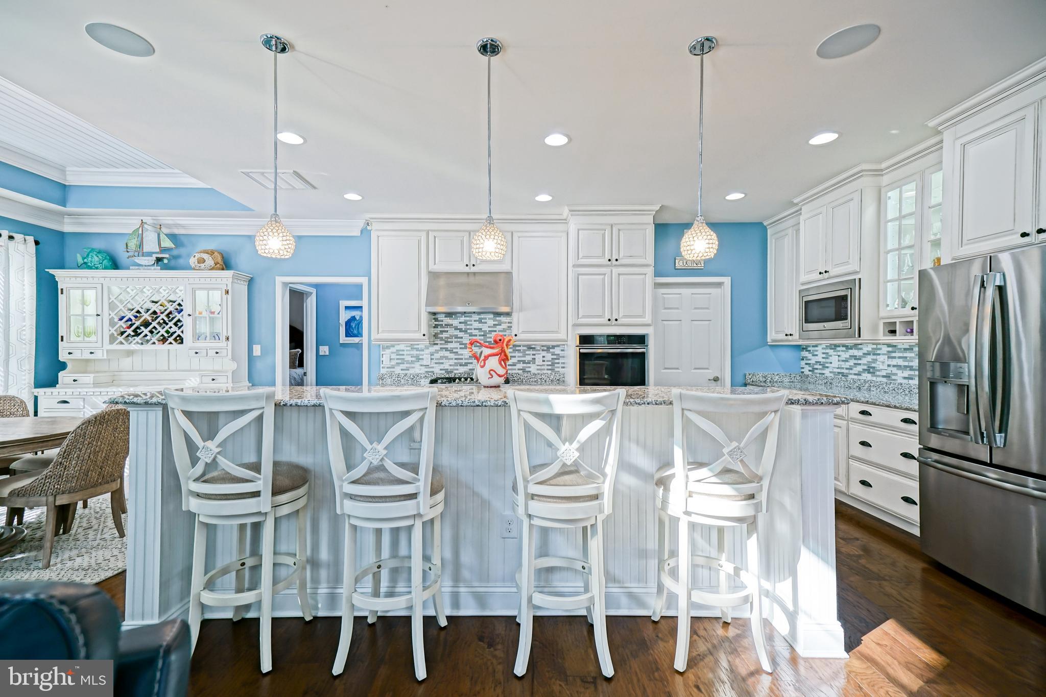 COASTAL CLUB - Residential