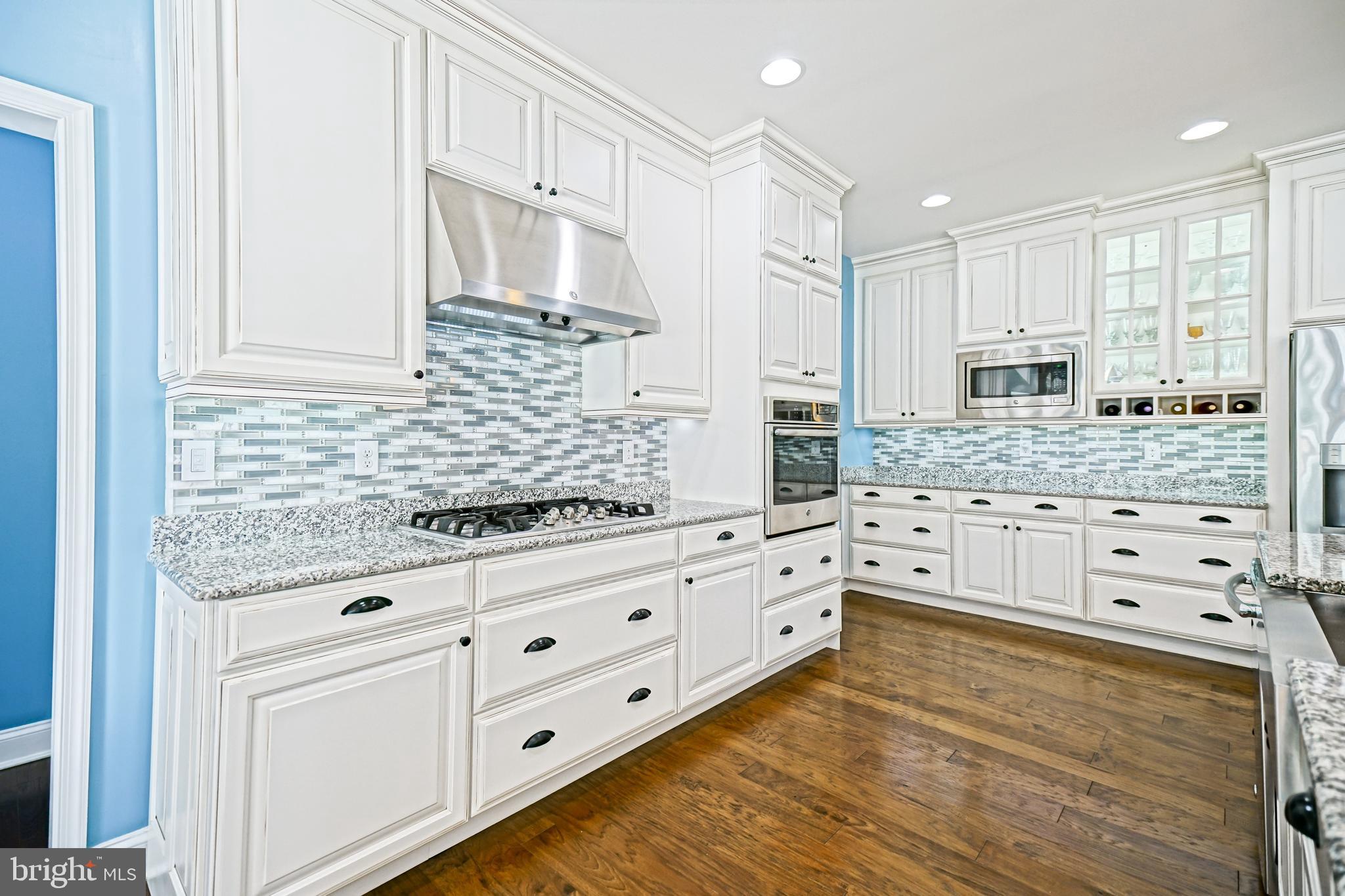 COASTAL CLUB - Residential