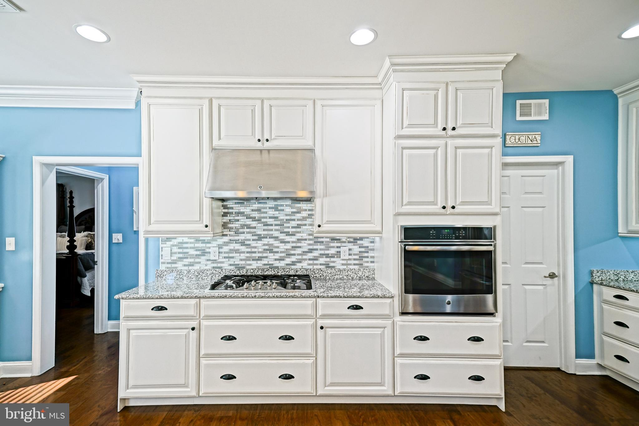 COASTAL CLUB - Residential