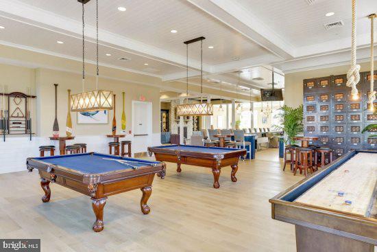 COASTAL CLUB - Residential