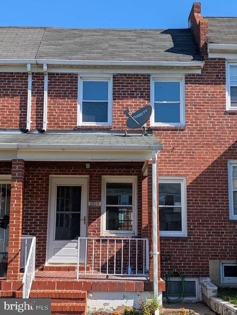 Townhouse For Sale - 6914 Bank Street<br/> BALTIMORE, MD 21224