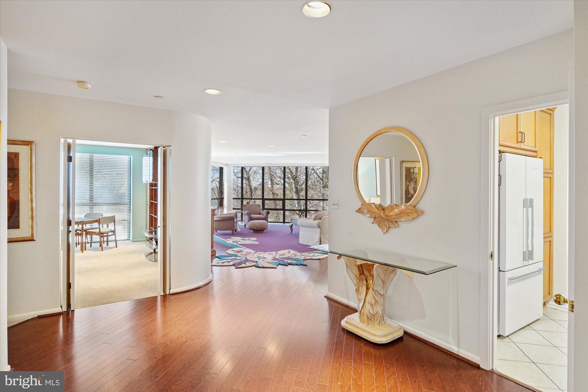 PAVILION IN THE PARK - Residential