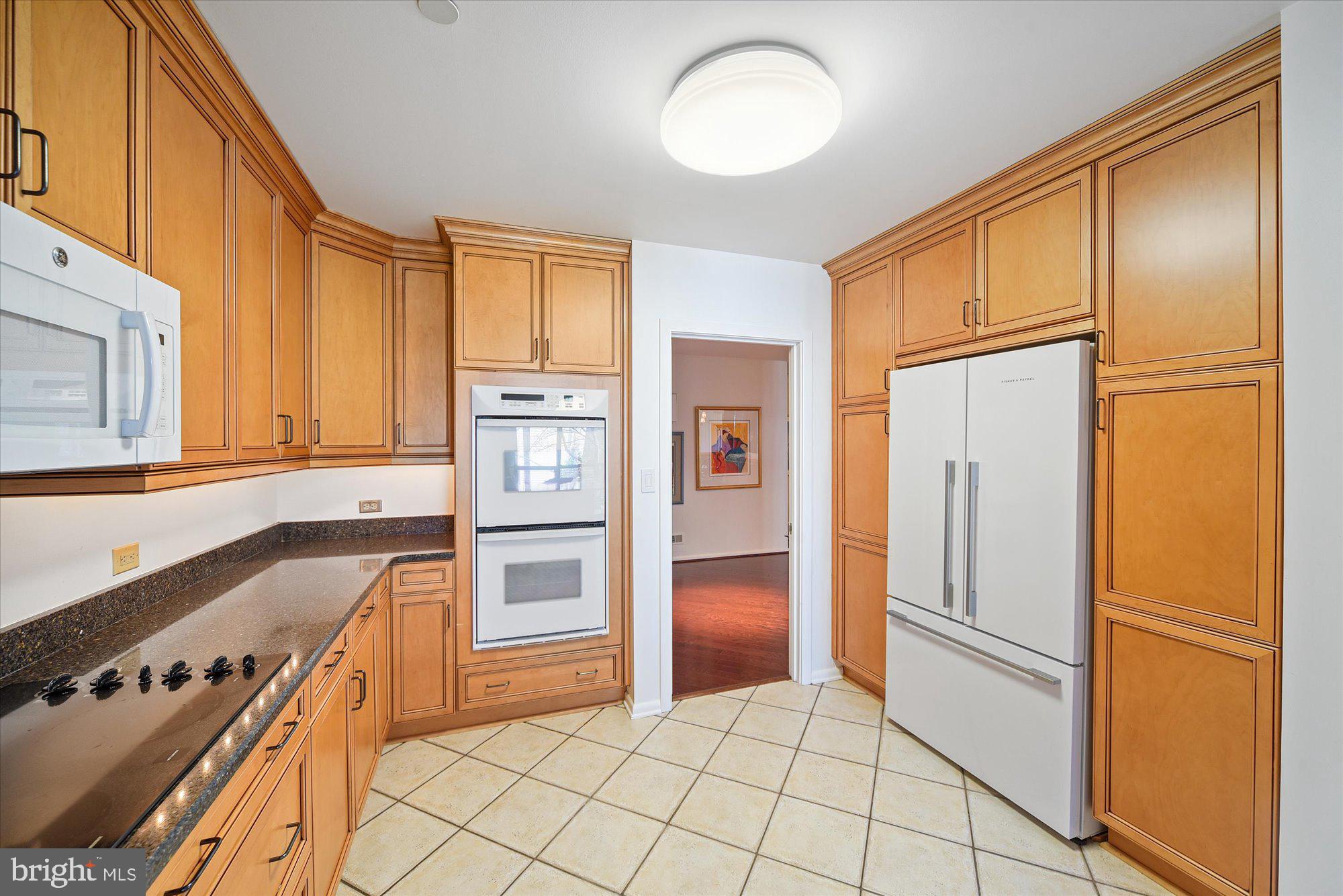 PAVILION IN THE PARK - Residential