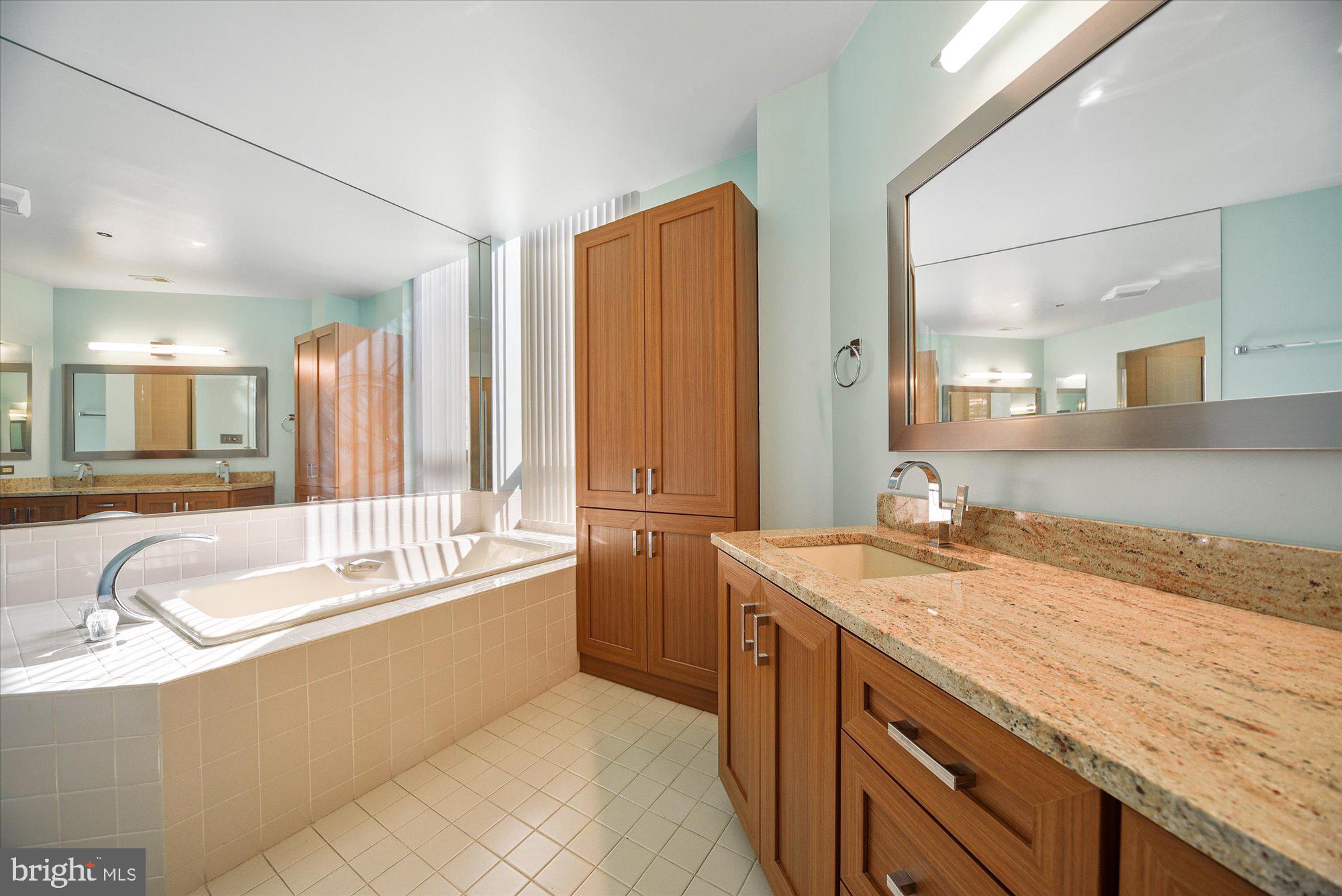 PAVILION IN THE PARK - Residential