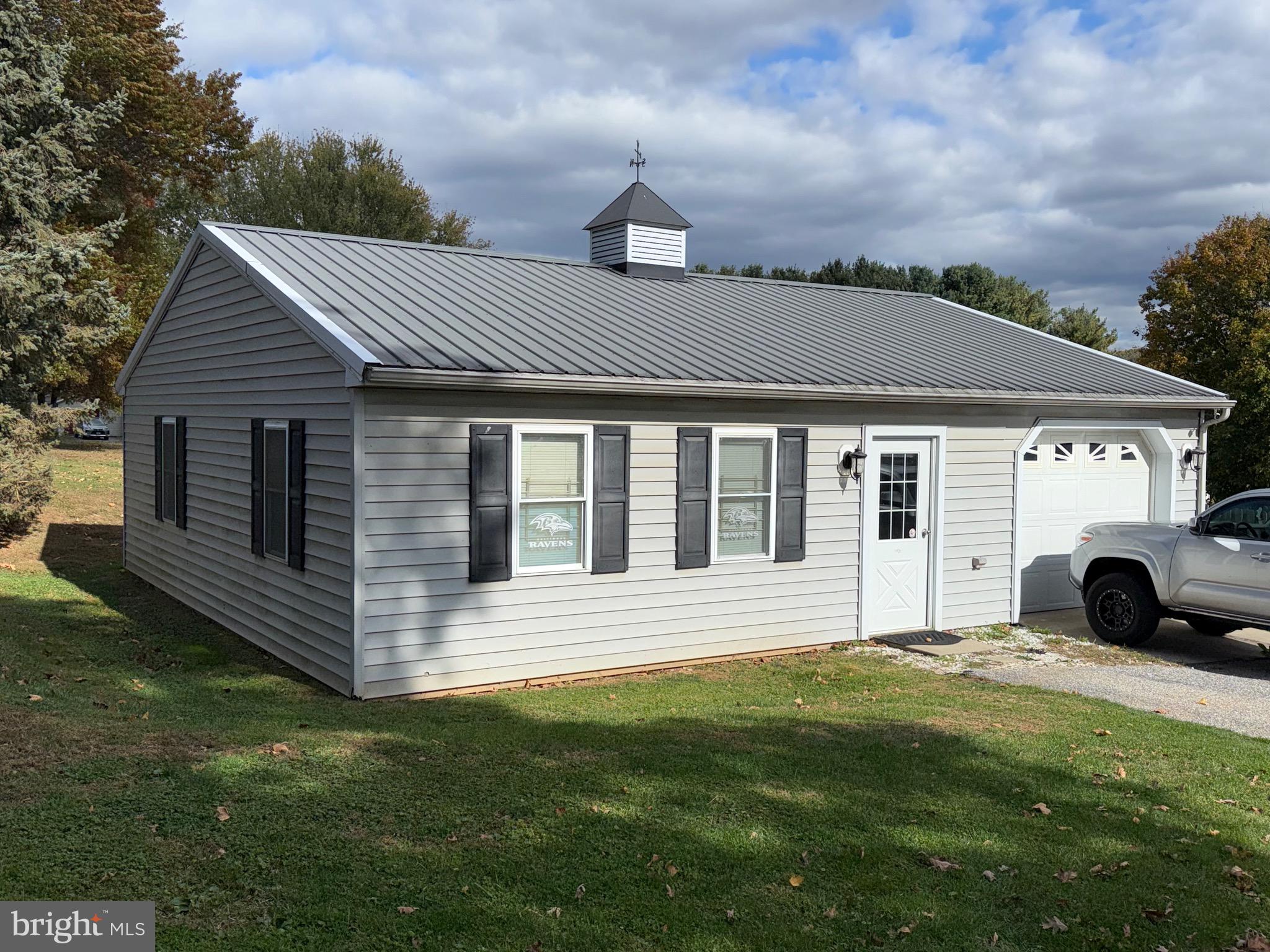 3220 MOUNT CARMEL ROAD