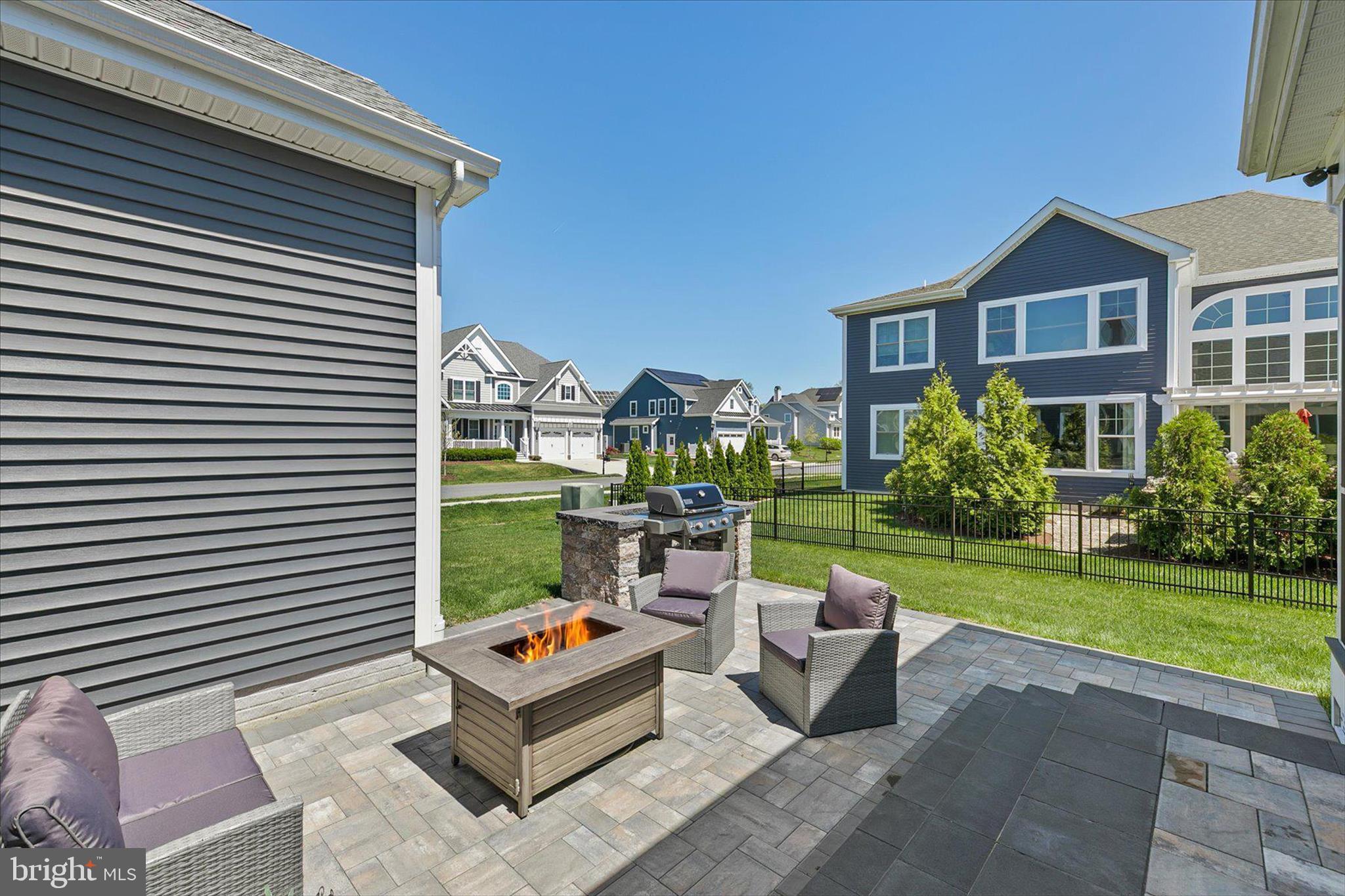 SAWGRASS AT WHITE OAK CREEK - Residential