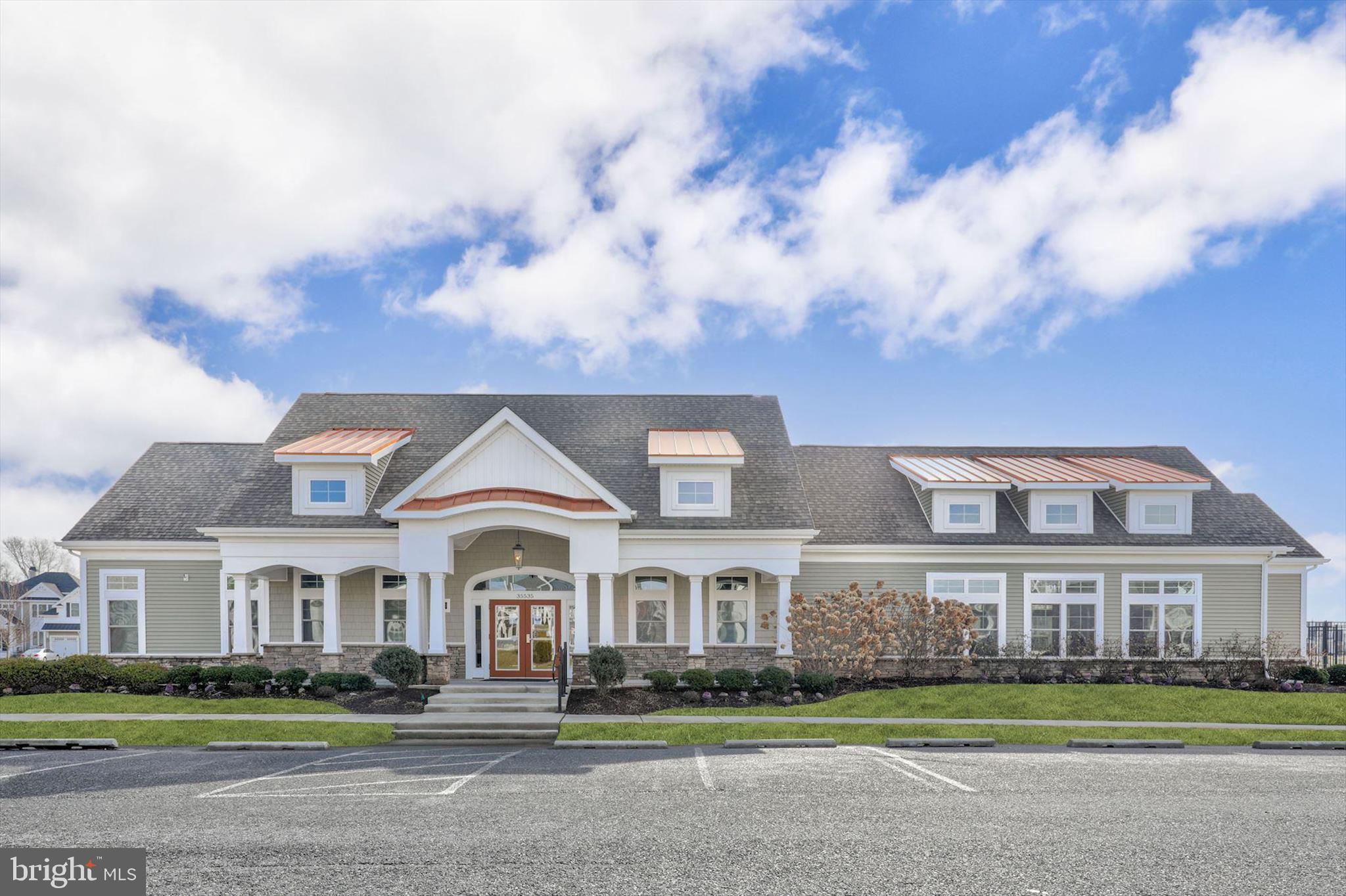 SAWGRASS AT WHITE OAK CREEK - Residential