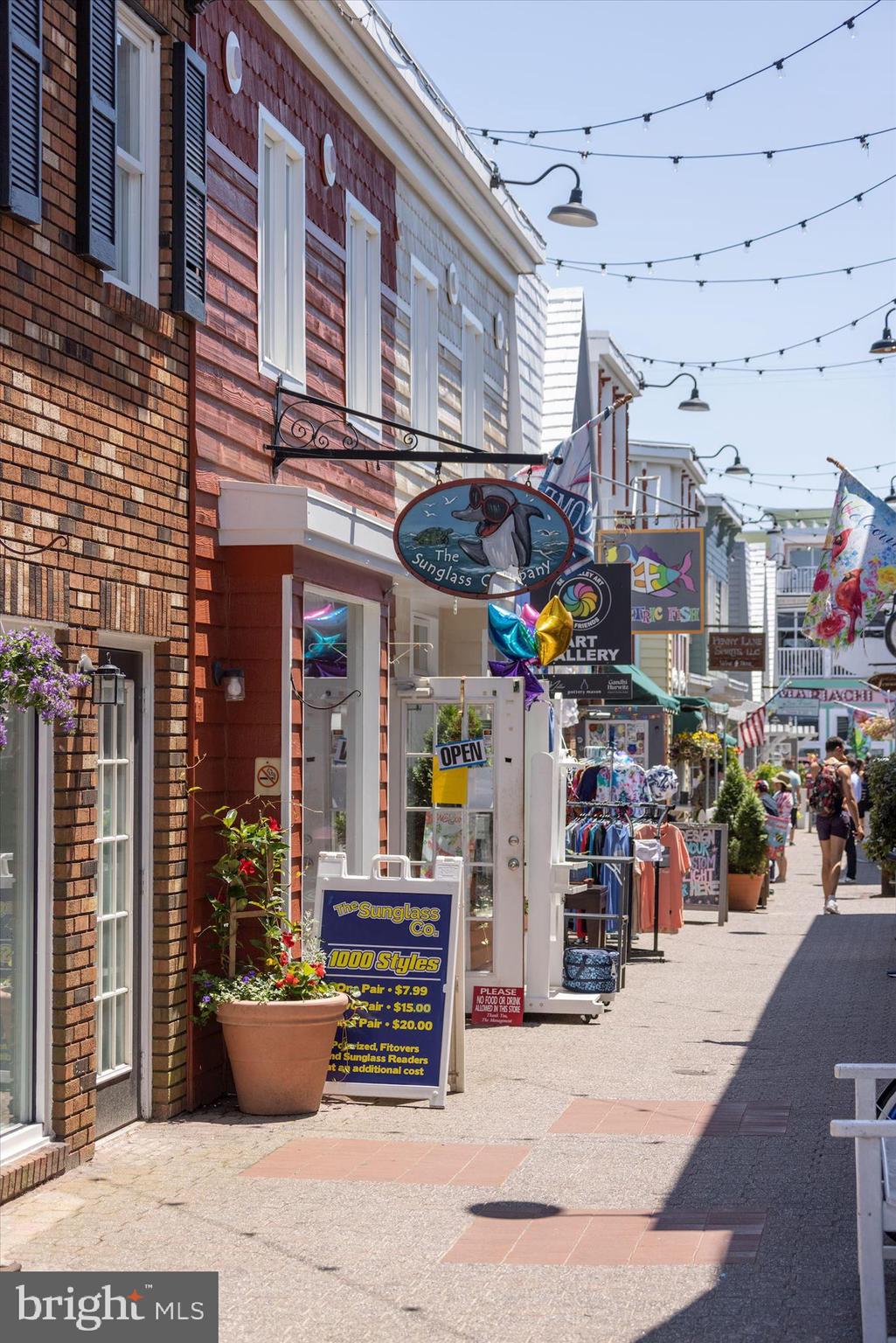 SAWGRASS AT WHITE OAK CREEK - Residential