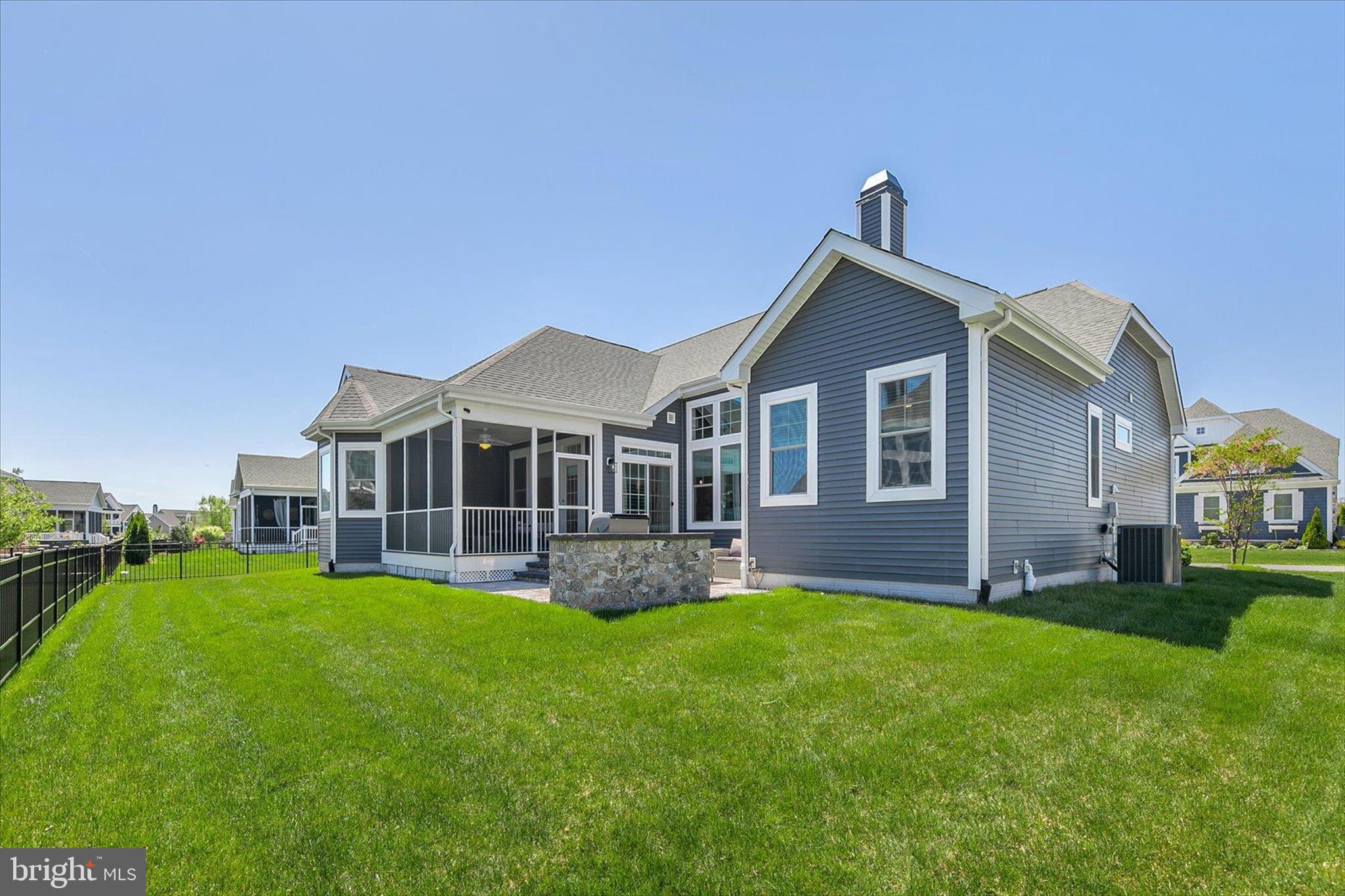 SAWGRASS AT WHITE OAK CREEK - Residential