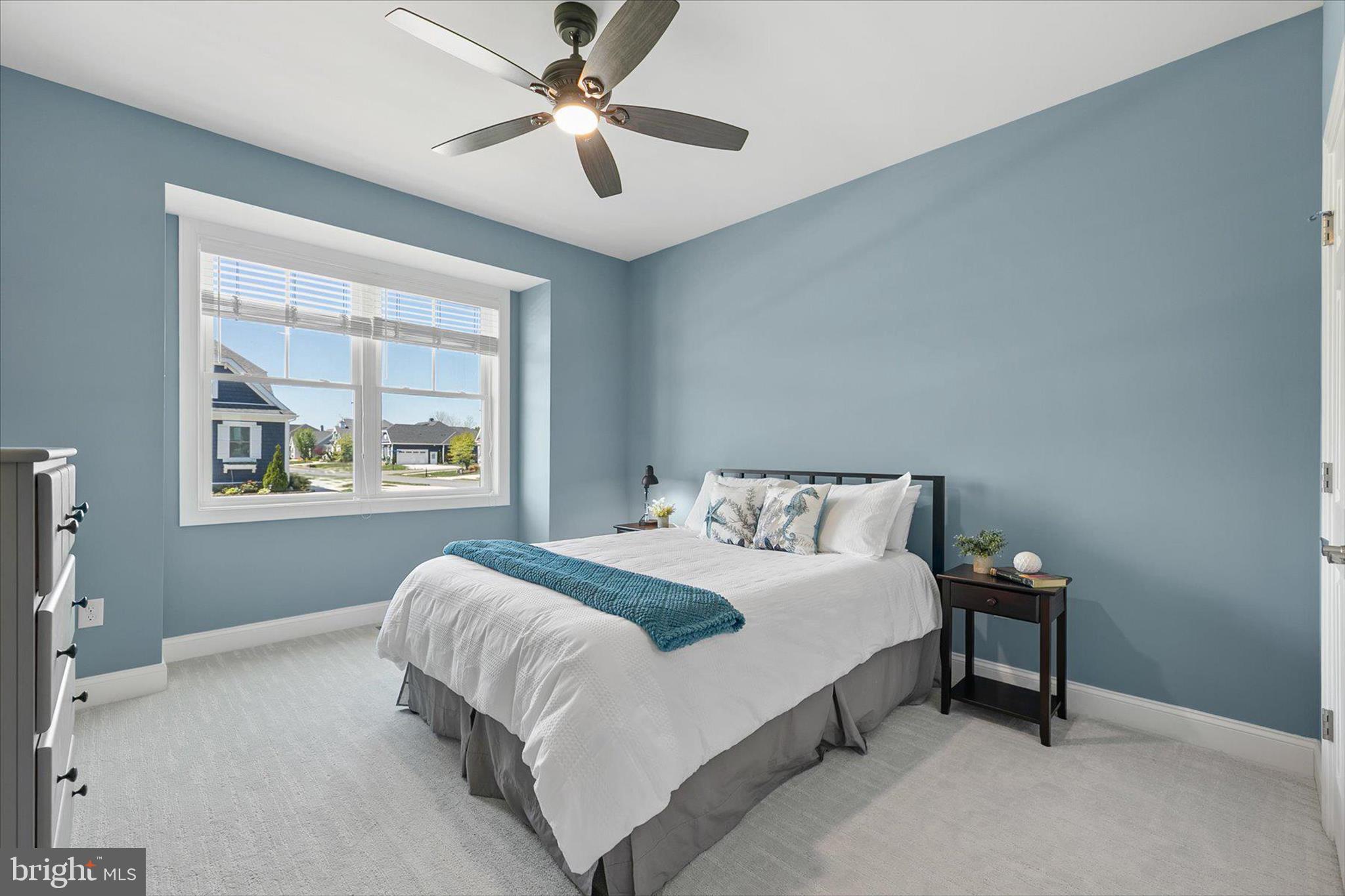 SAWGRASS AT WHITE OAK CREEK - Residential