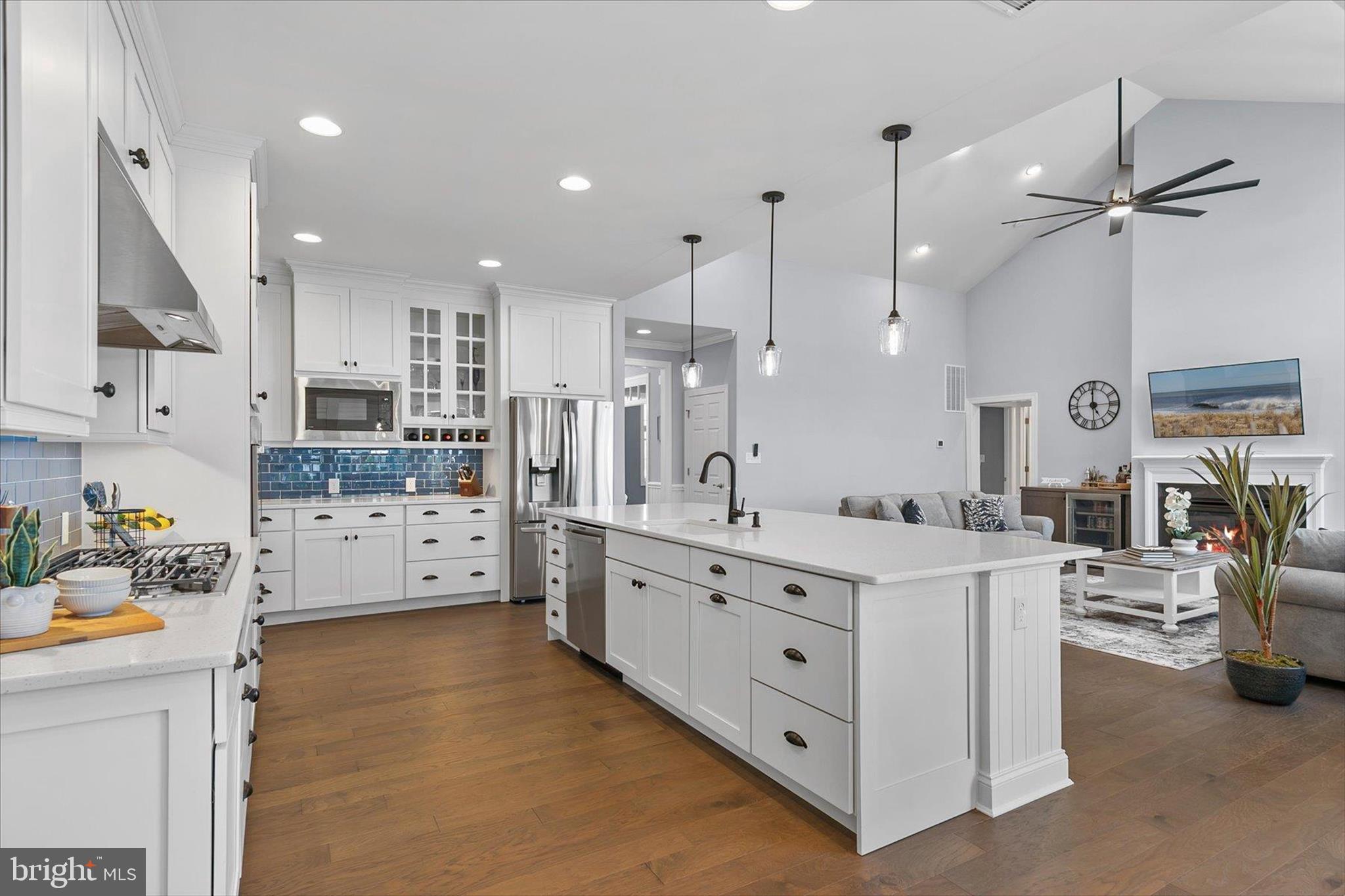 SAWGRASS AT WHITE OAK CREEK - Residential