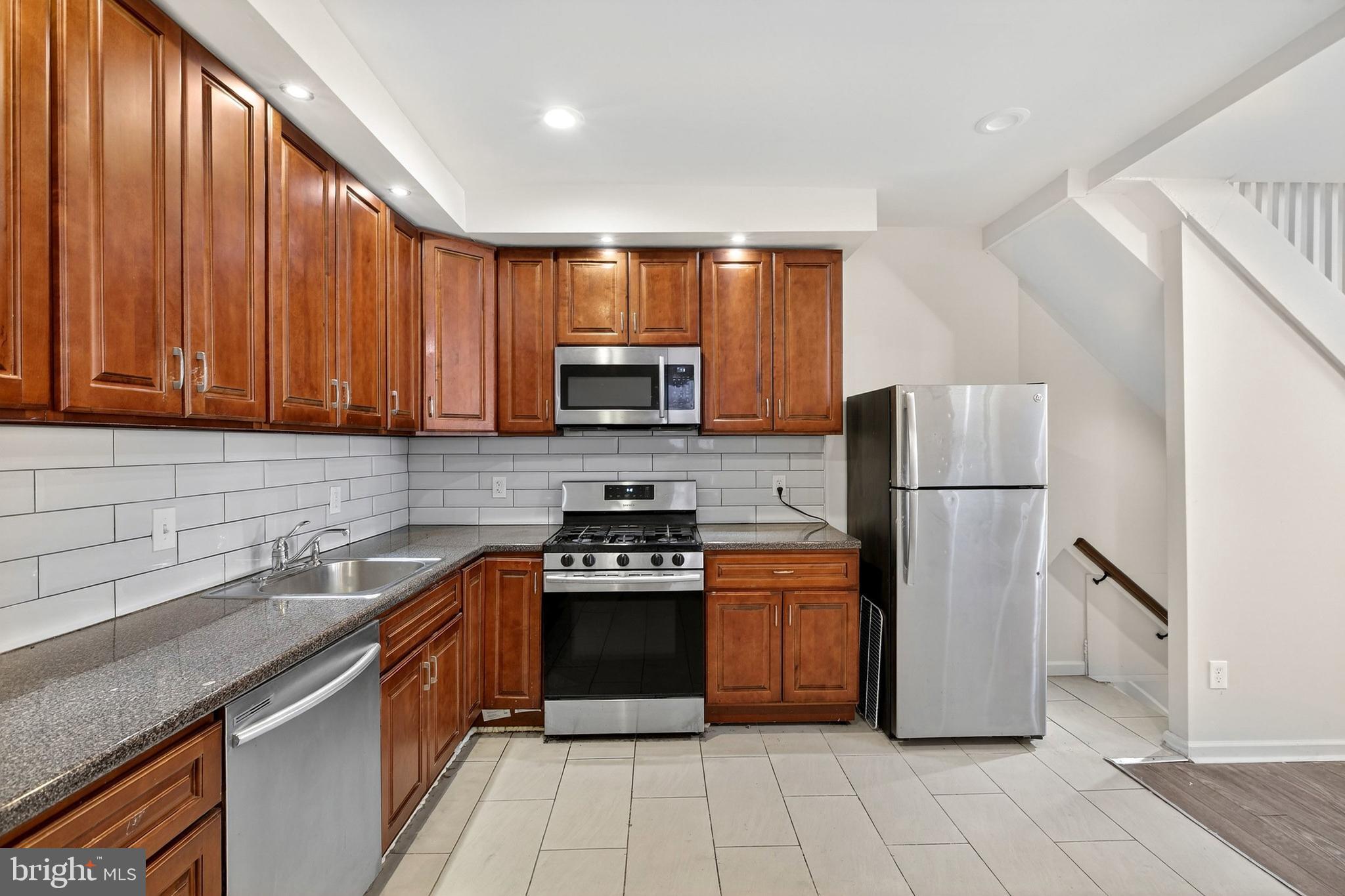 GERMANTOWN - Residential