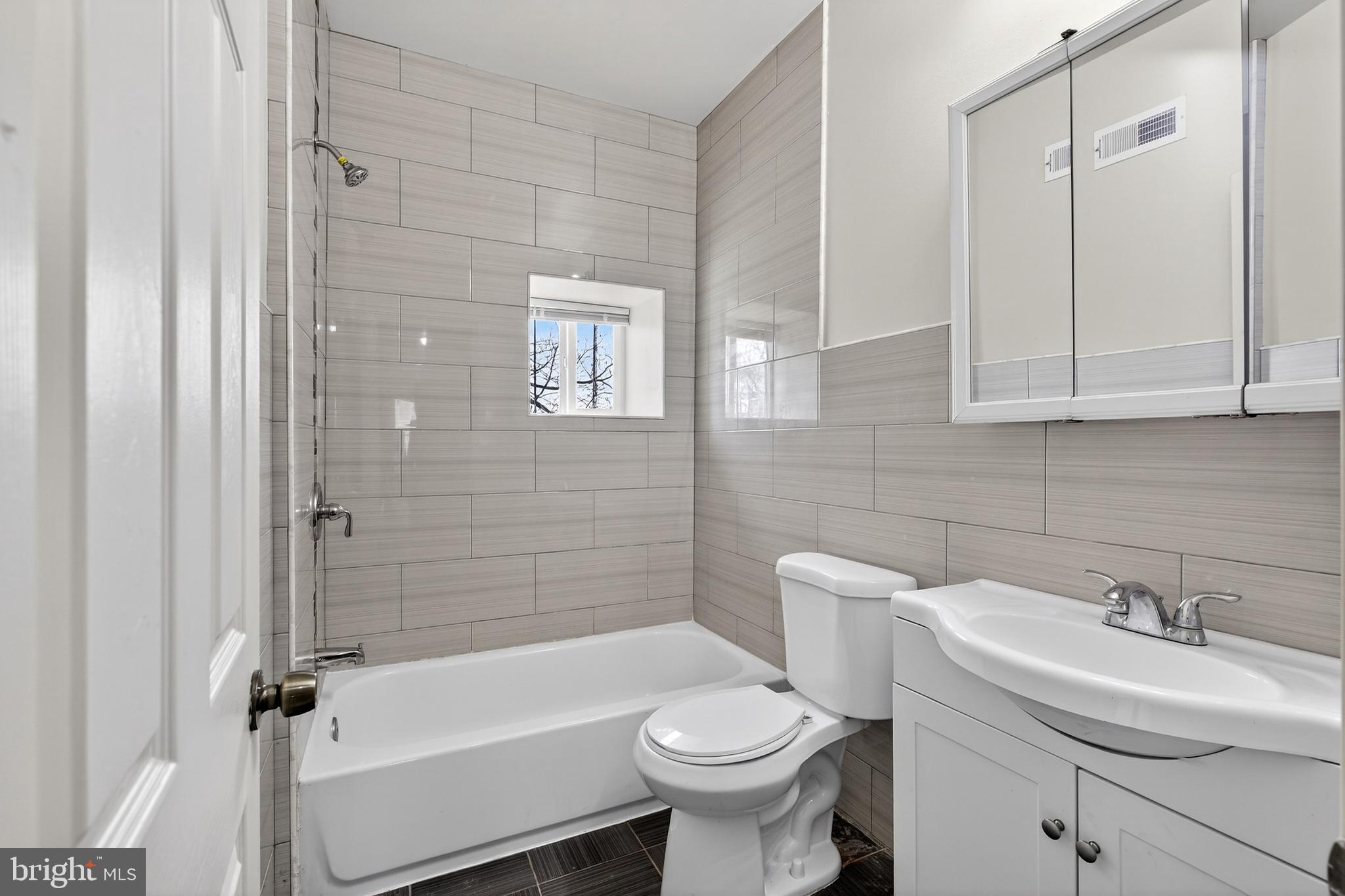 GERMANTOWN - Residential