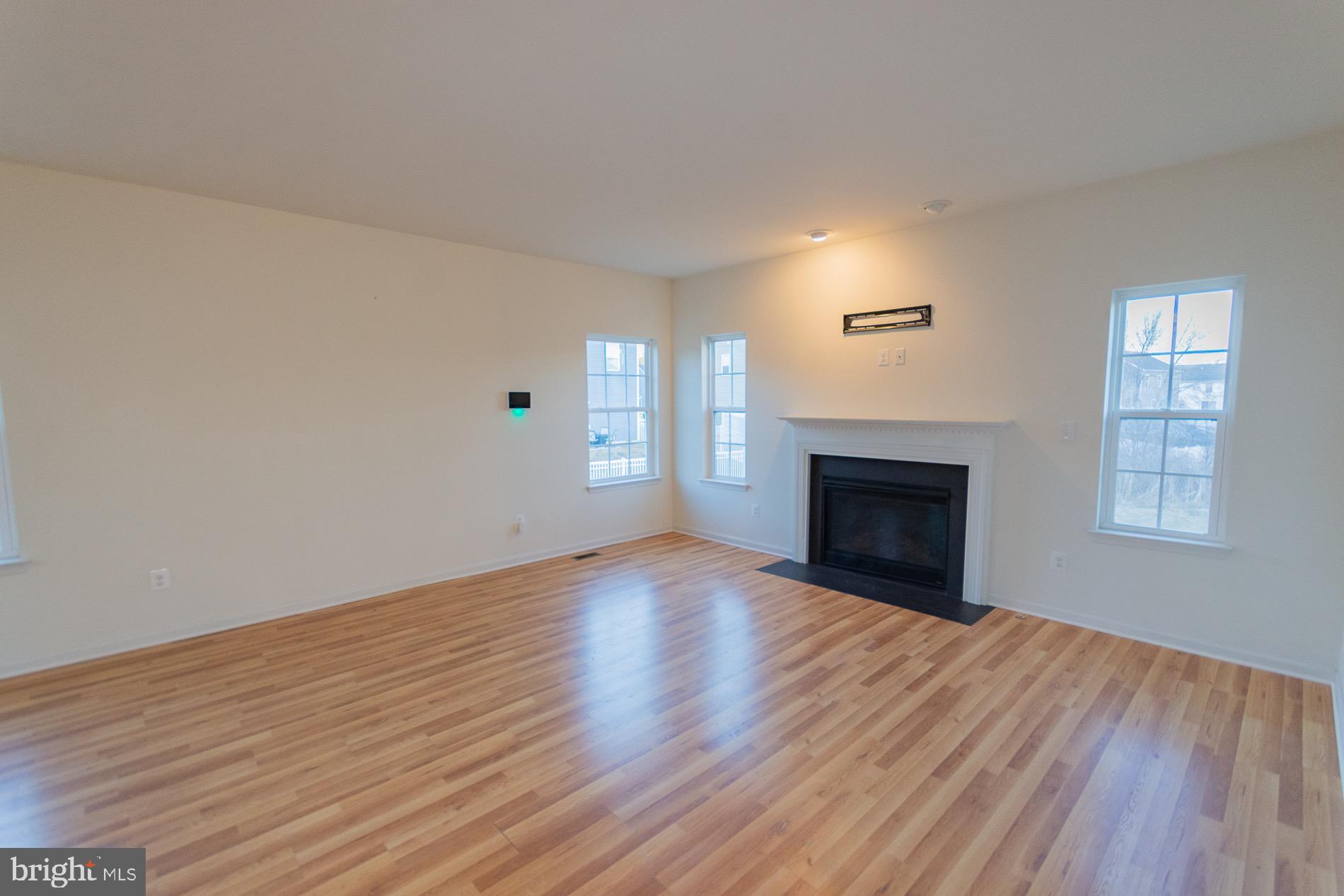 PRINCETON SHOALS - Residential