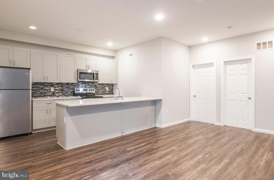TEMPLE UNIVERSITY - Commercial Sale